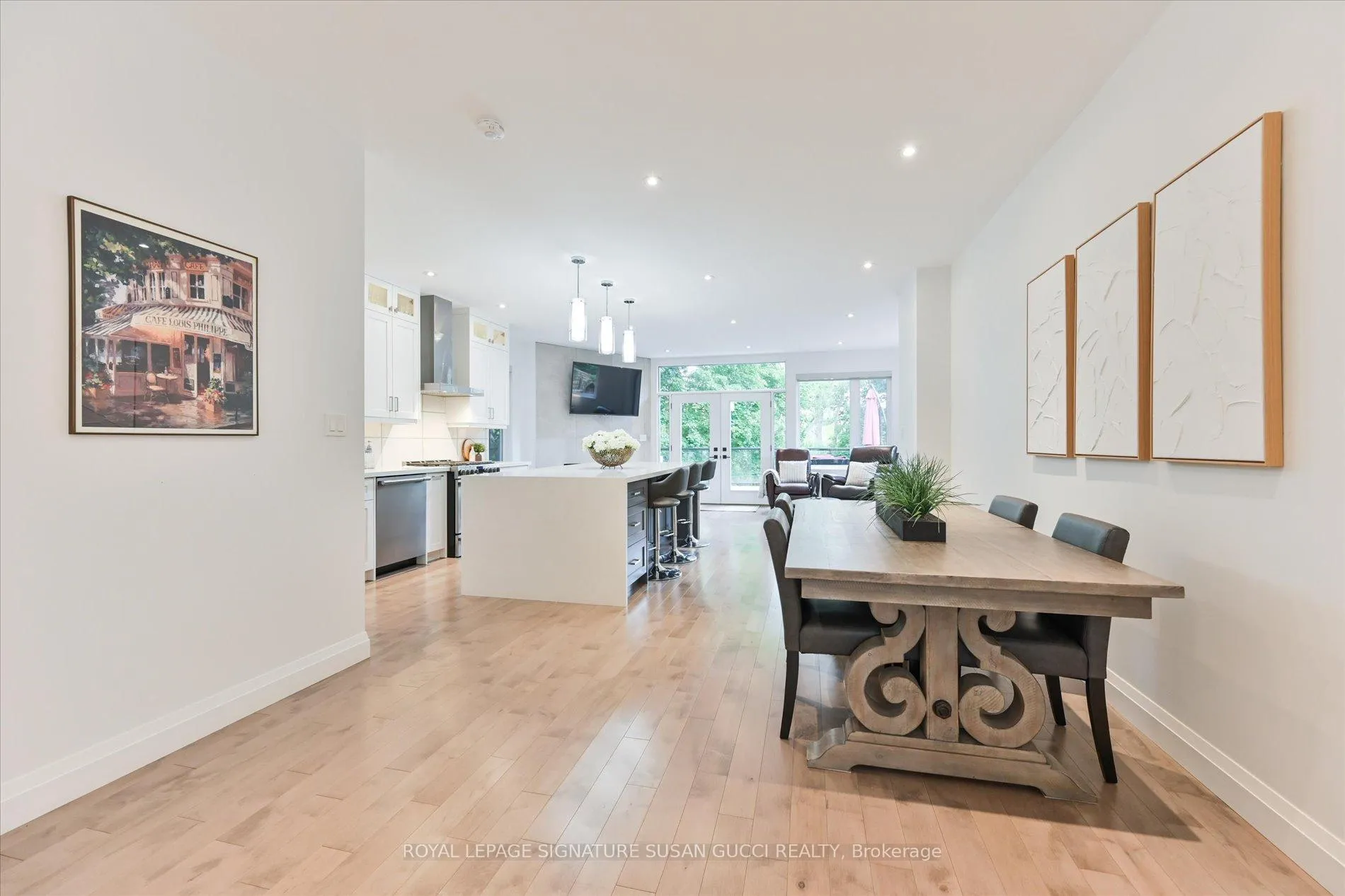 Photo 6 of 475 Donlands Avenue, Toronto, East York — HOMEH