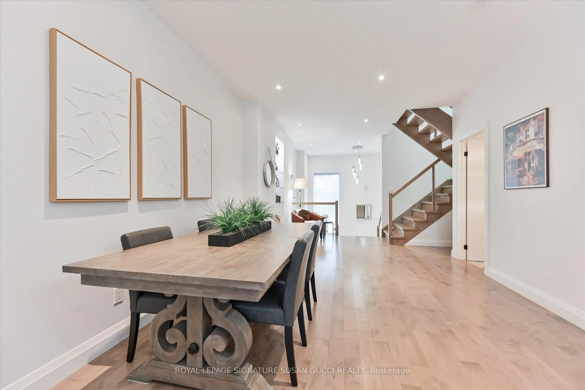 Photo 7 of 475 Donlands Avenue, Toronto, East York — HOMEH