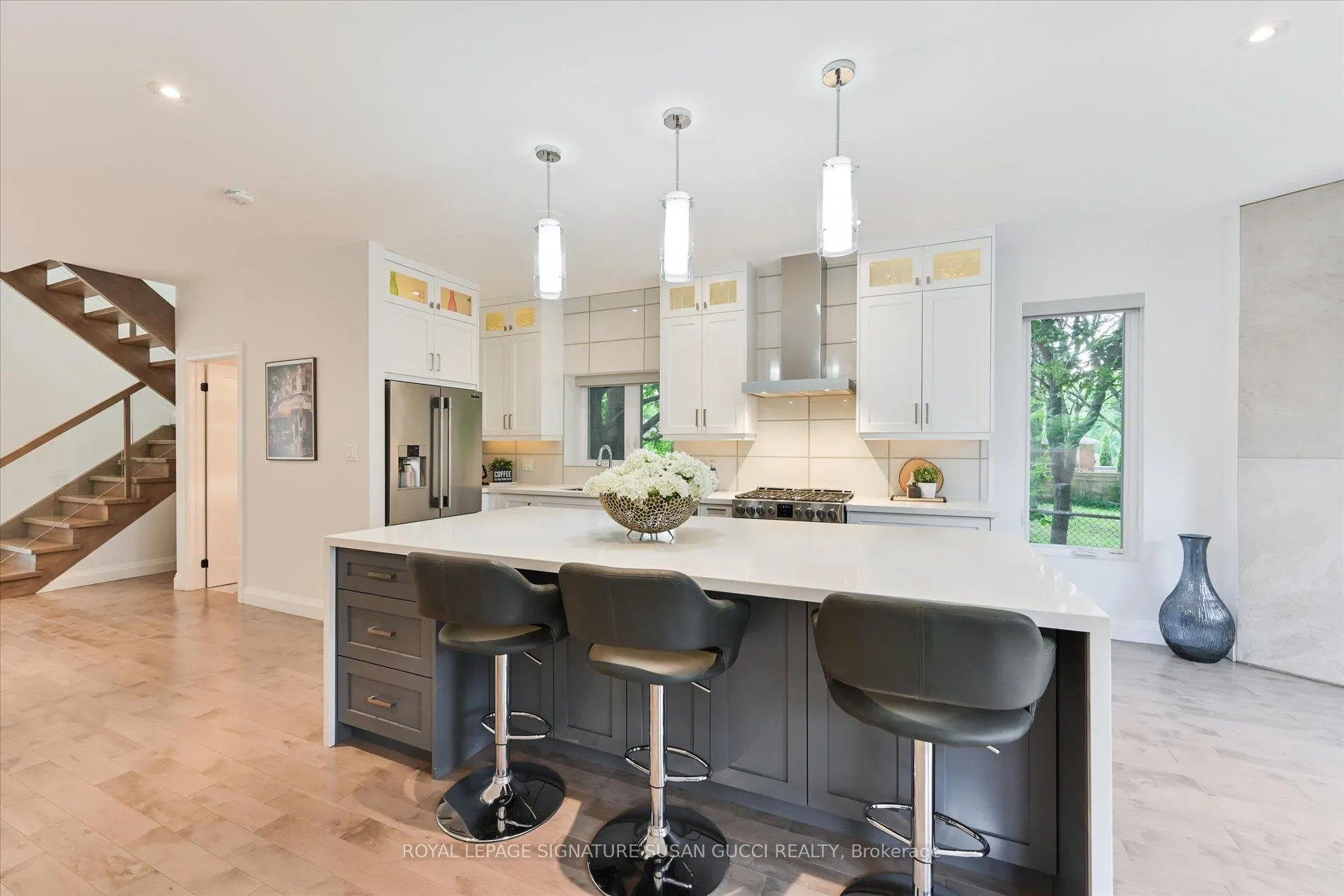 Photo 10 of 475 Donlands Avenue, Toronto, East York — HOMEH