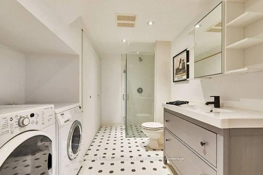 Photo 23 of 71 Gilmour Avenue, Toronto, High Park North — HOMEH