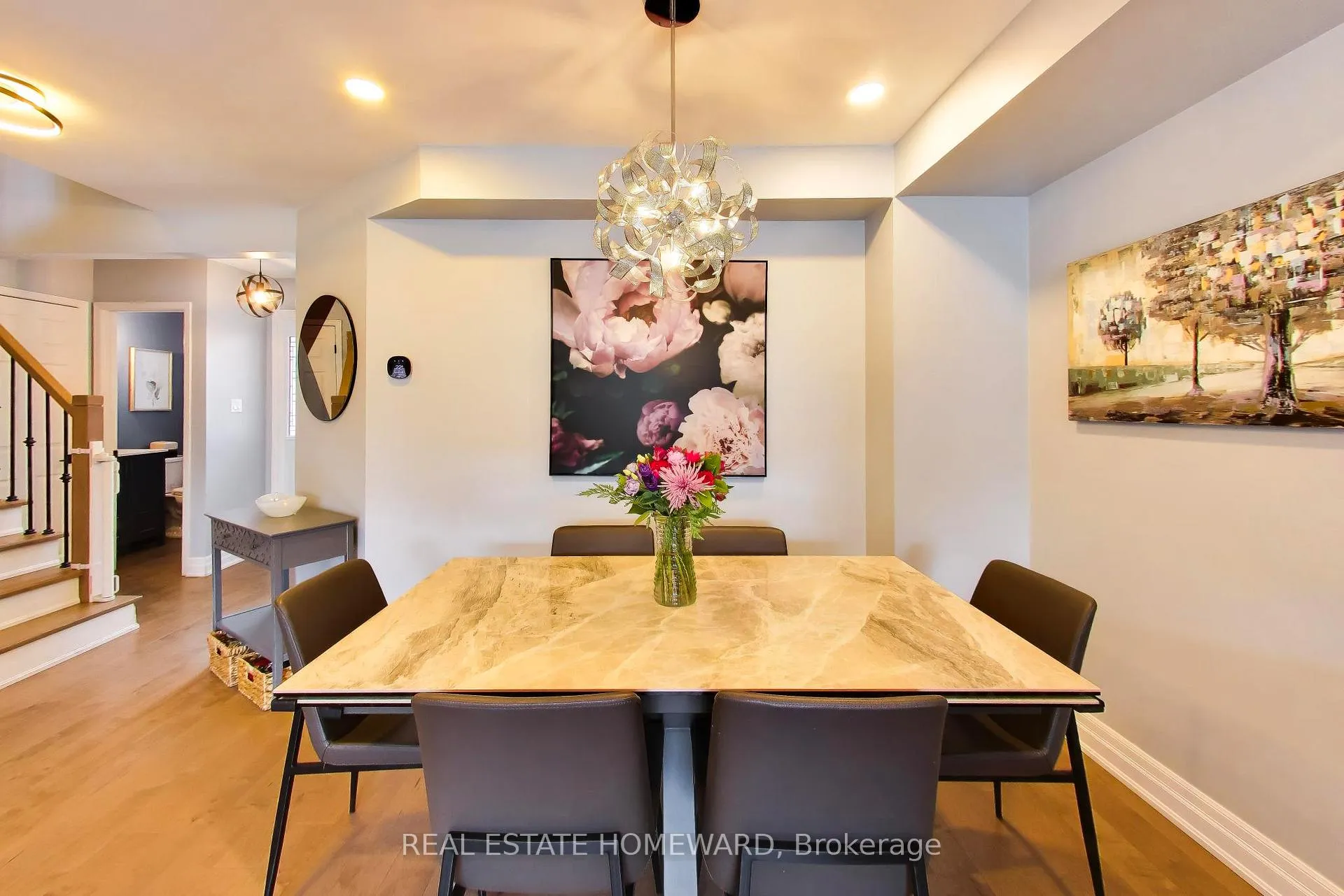 Photo 9 of 3375 Fenwick Crescent, Mississauga, Erin Mills — HOMEH
