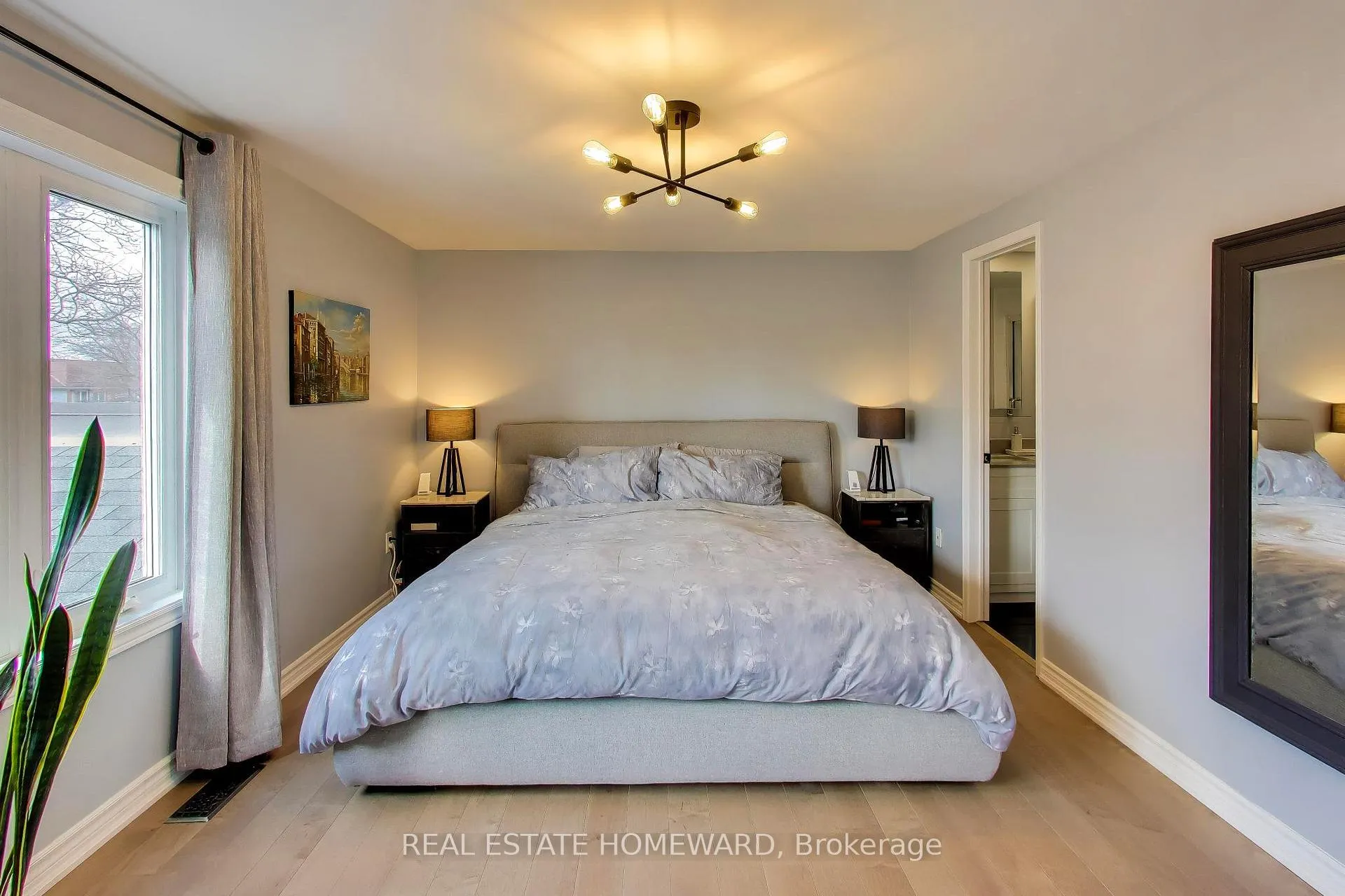 Photo 20 of 3375 Fenwick Crescent, Mississauga, Erin Mills — HOMEH