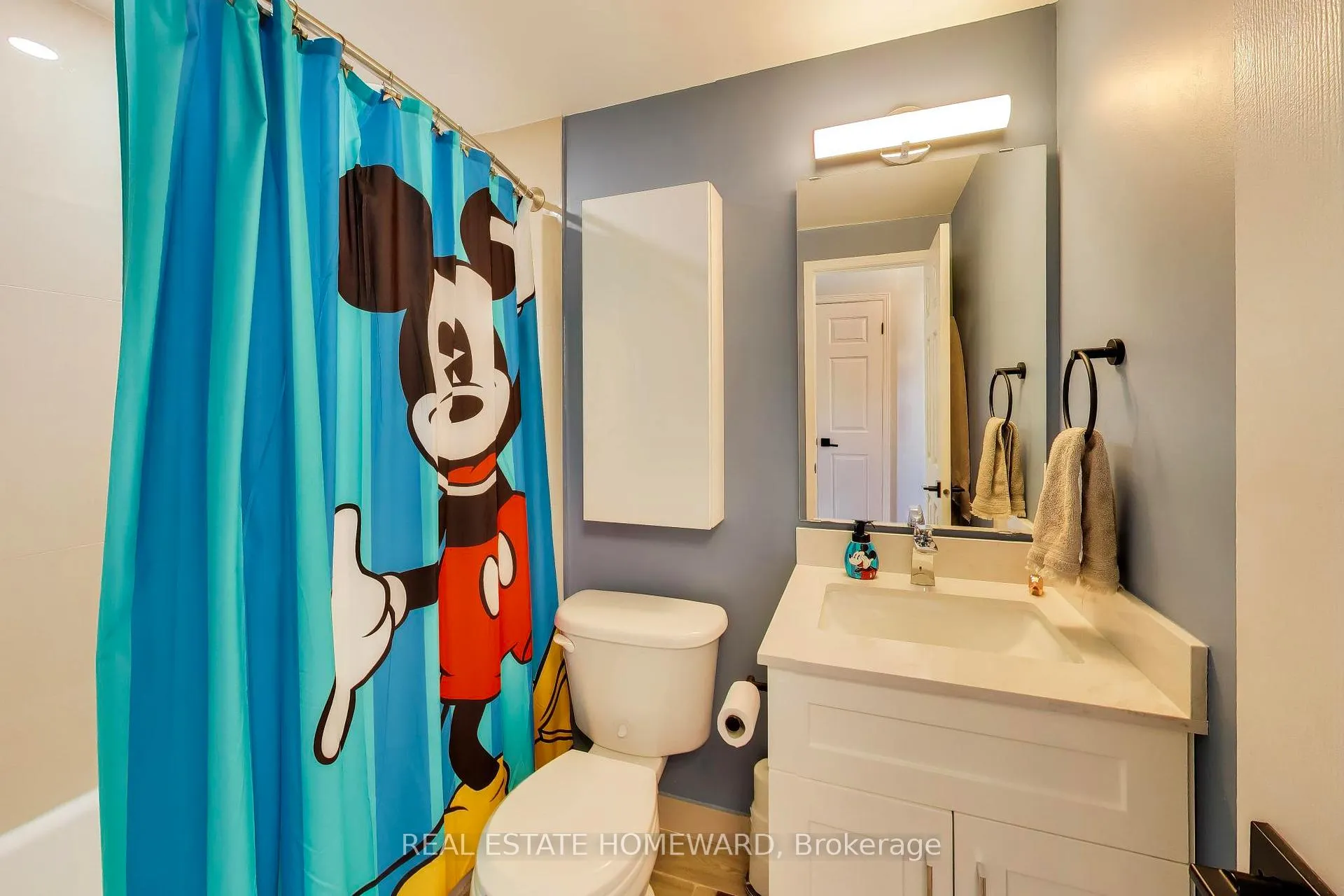 Photo 26 of 3375 Fenwick Crescent, Mississauga, Erin Mills — HOMEH