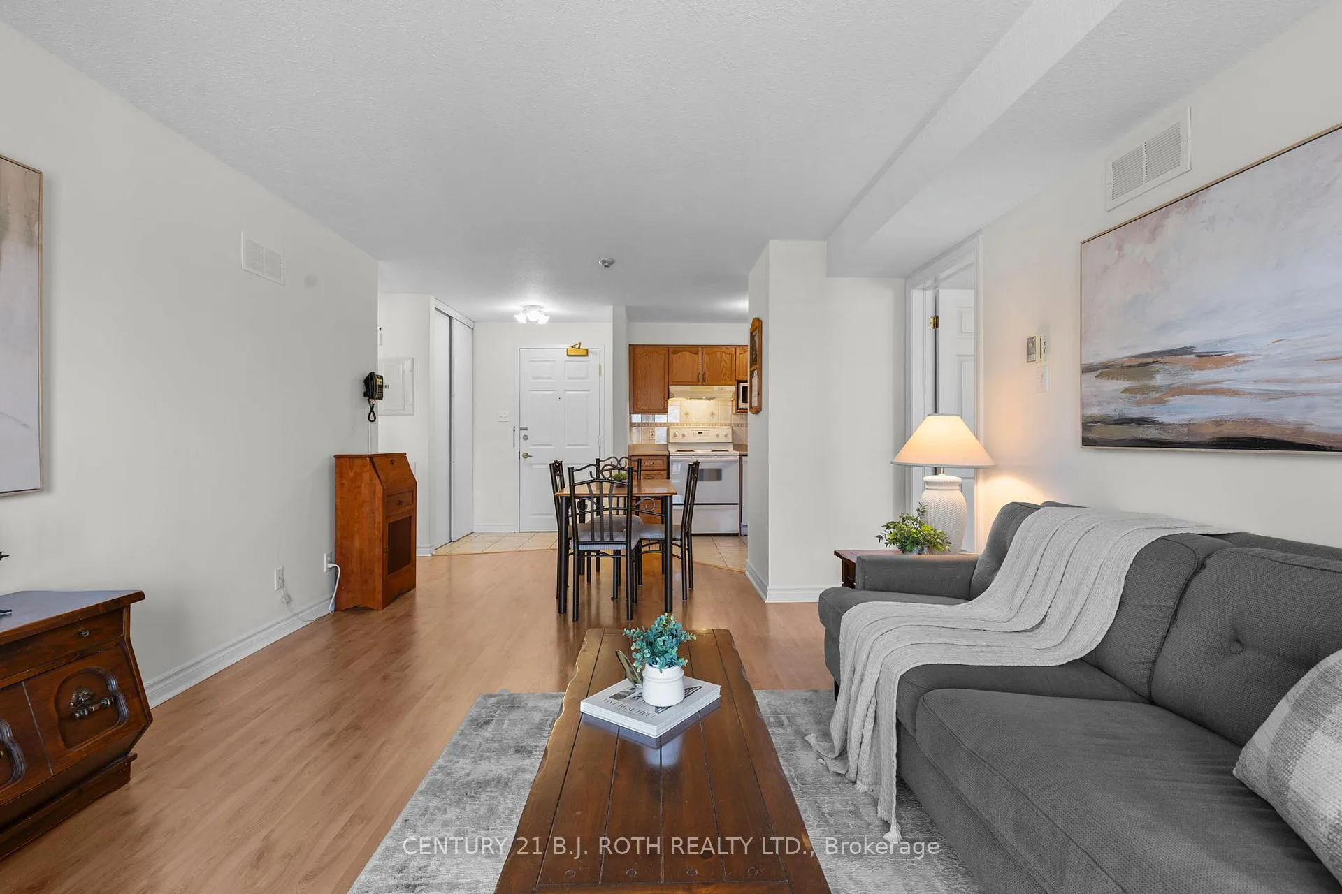 Photo 11 of Unit 209, 49 Jacob's Terrace, Barrie, Allandale — HOMEH
