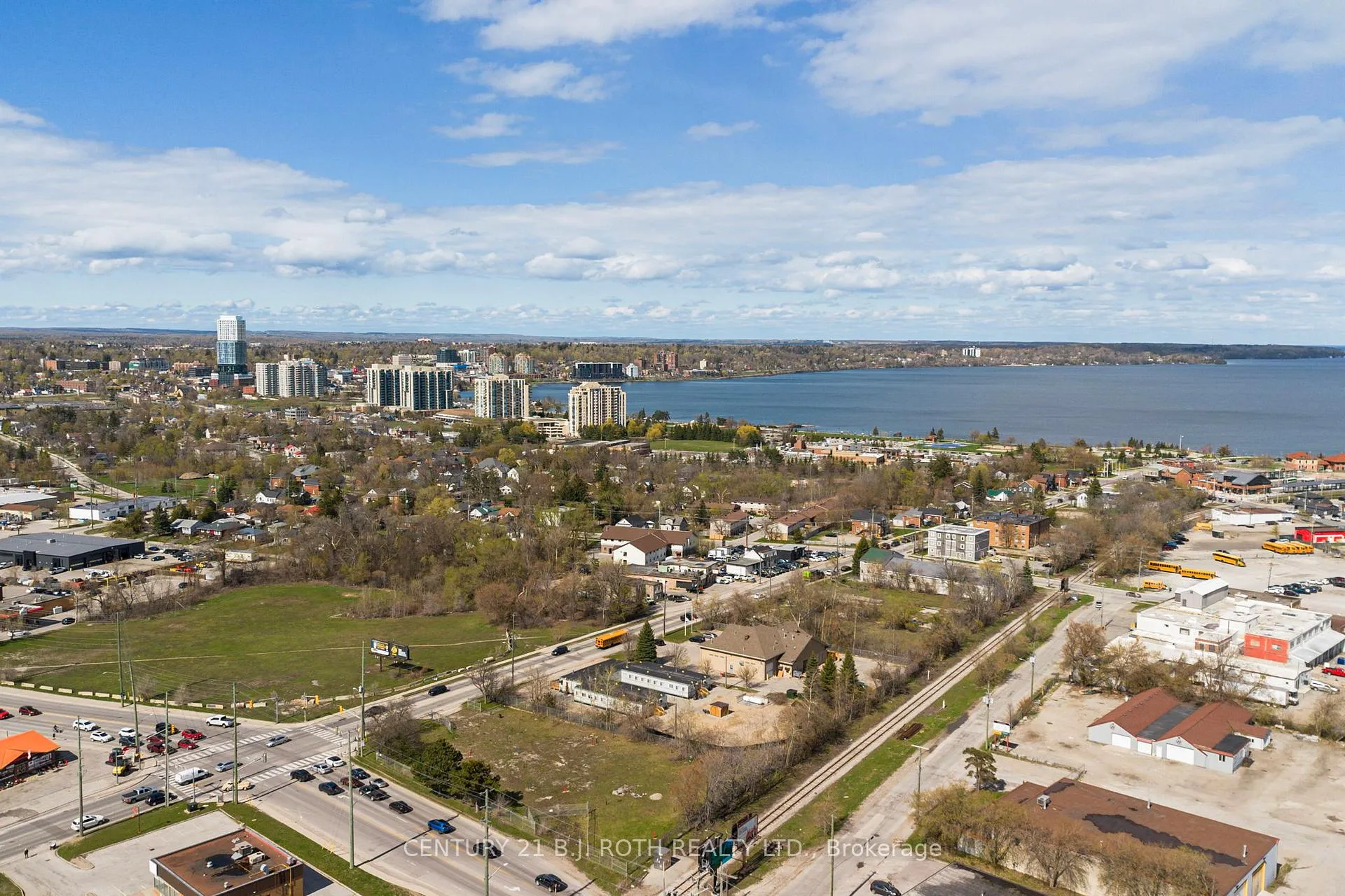 Photo 26 of Unit 209, 49 Jacob's Terrace, Barrie, Allandale — HOMEH