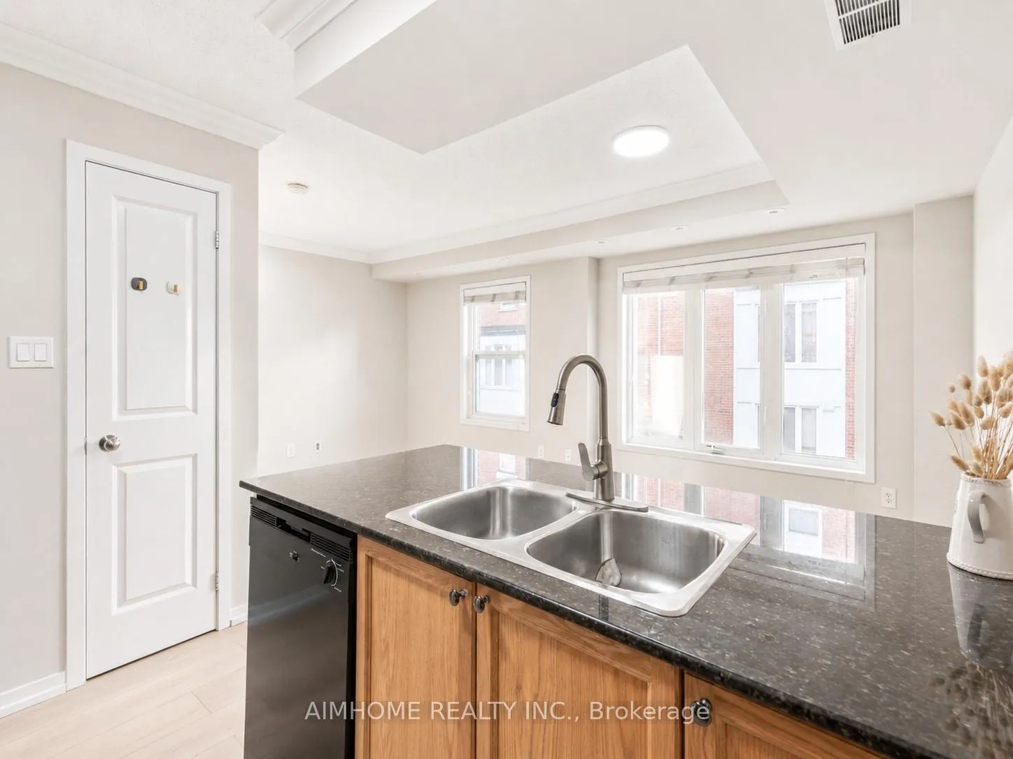 Photo 14 of Unit 6, 29 Frances Loring Lane, Toronto, South Riverdale — HOMEH