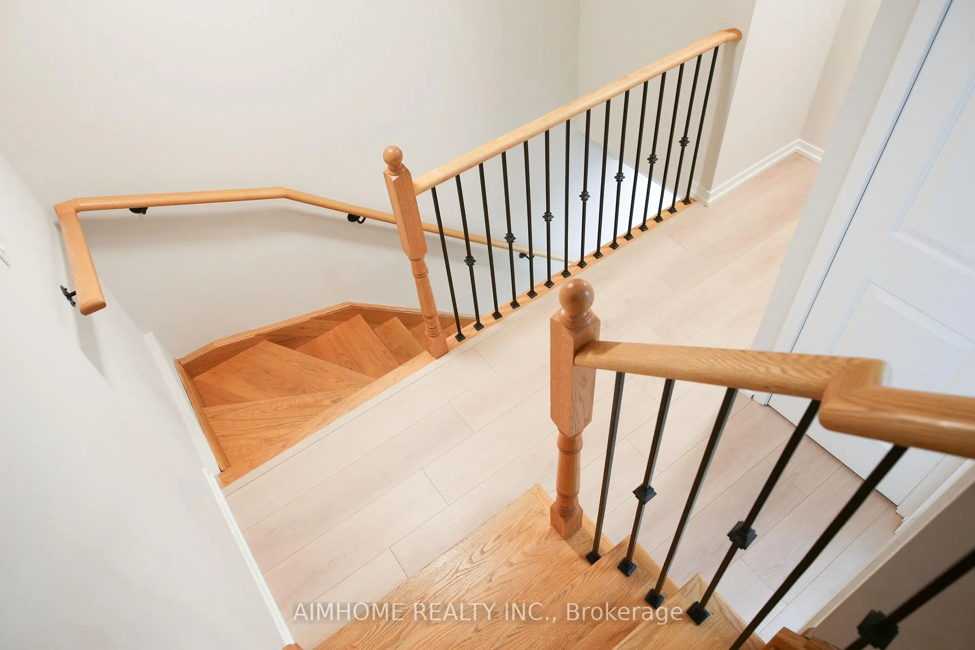 Photo 17 of Unit 6, 29 Frances Loring Lane, Toronto, South Riverdale — HOMEH