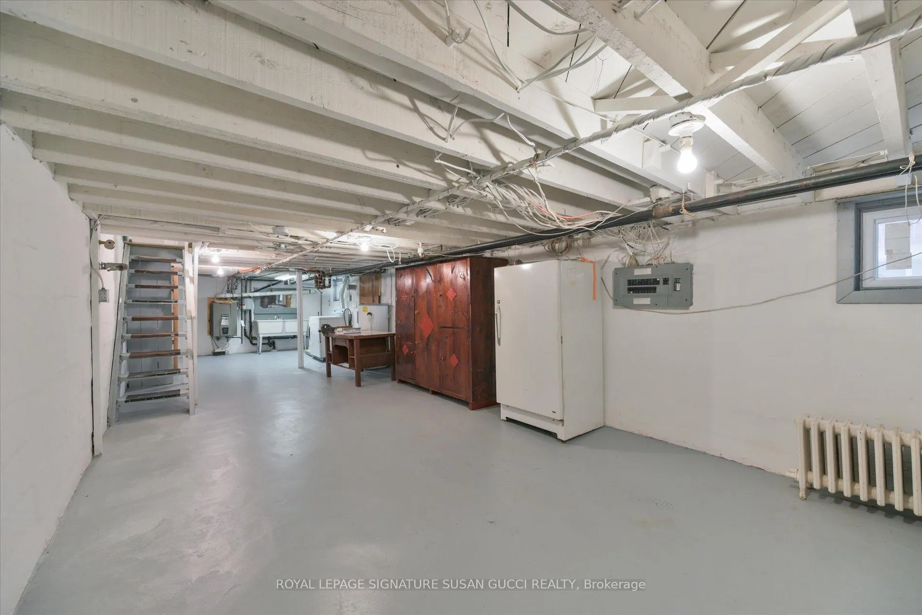 Photo 24 of 20 Bonnie Brae Boulevard, Toronto, Danforth Village-East York — HOMEH