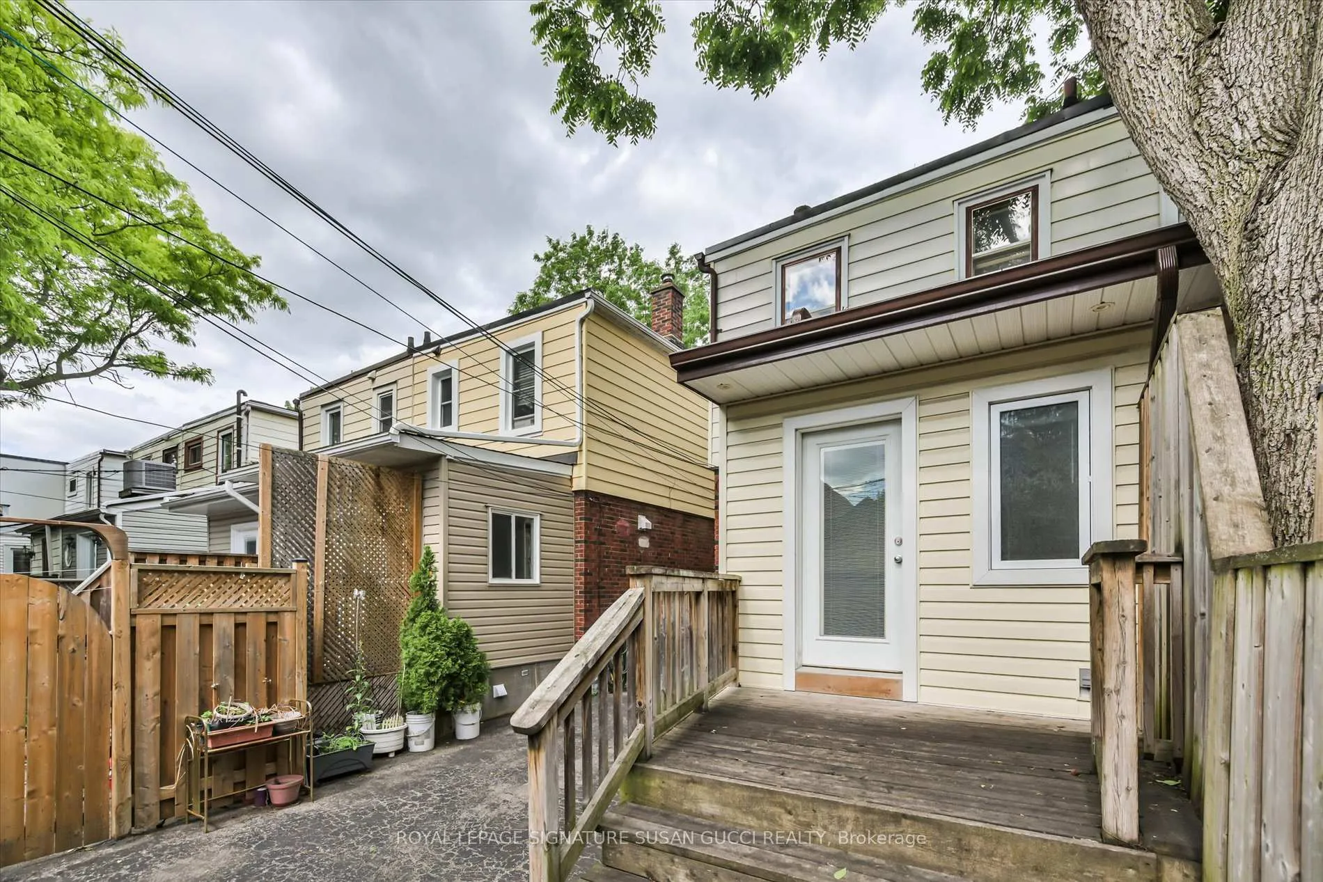 Photo 28 of 20 Bonnie Brae Boulevard, Toronto, Danforth Village-East York — HOMEH