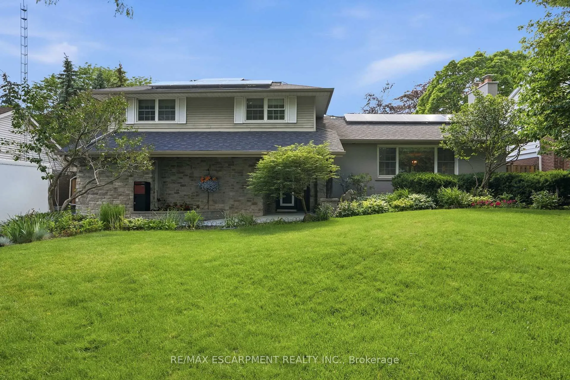 Photo of 1321 Fairway Court
