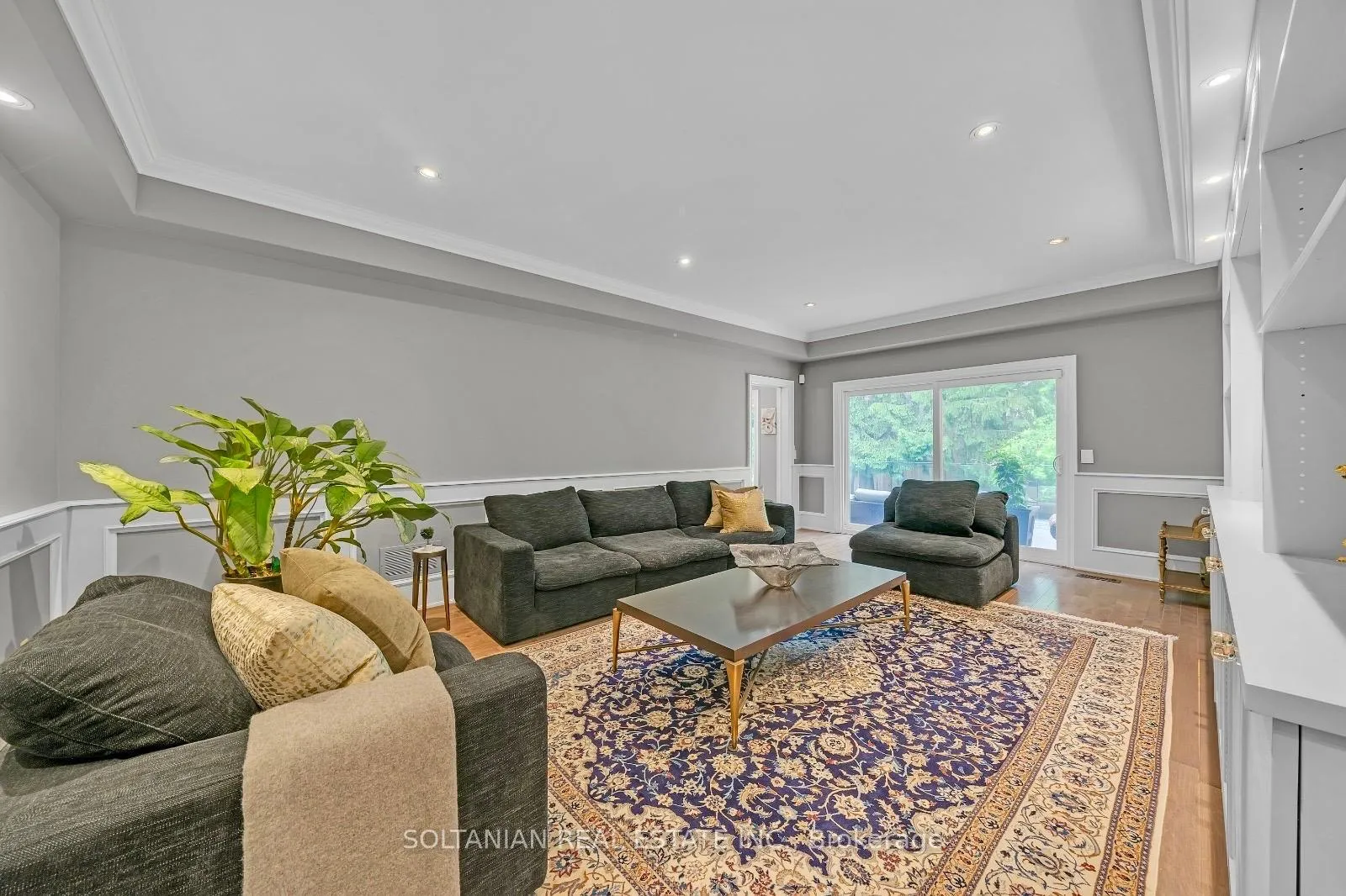Photo 12 of 6 Fairfield Place, Markham, Bayview Glen — HOMEH
