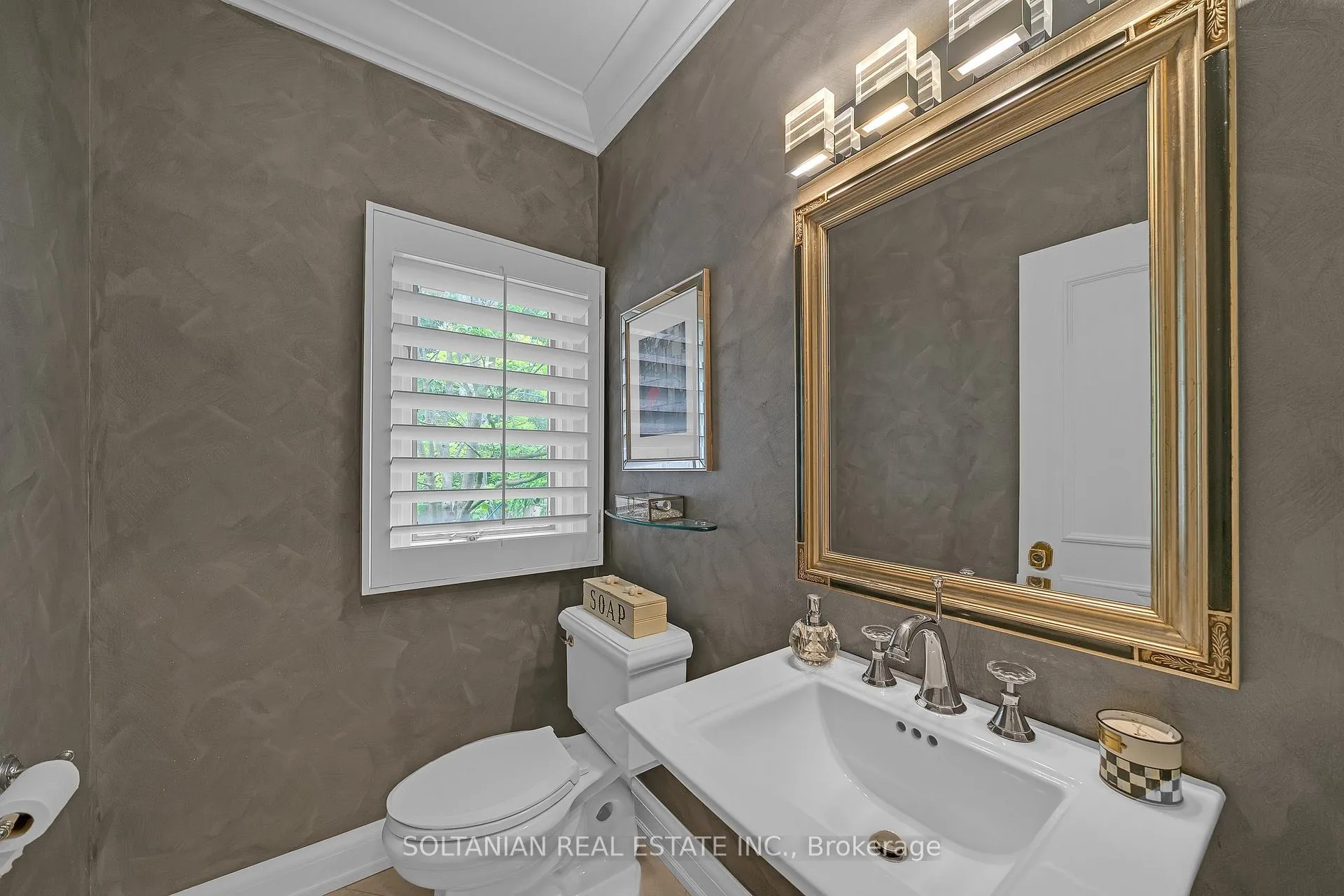 Photo 10 of 6 Fairfield Place, Markham, Bayview Glen — HOMEH