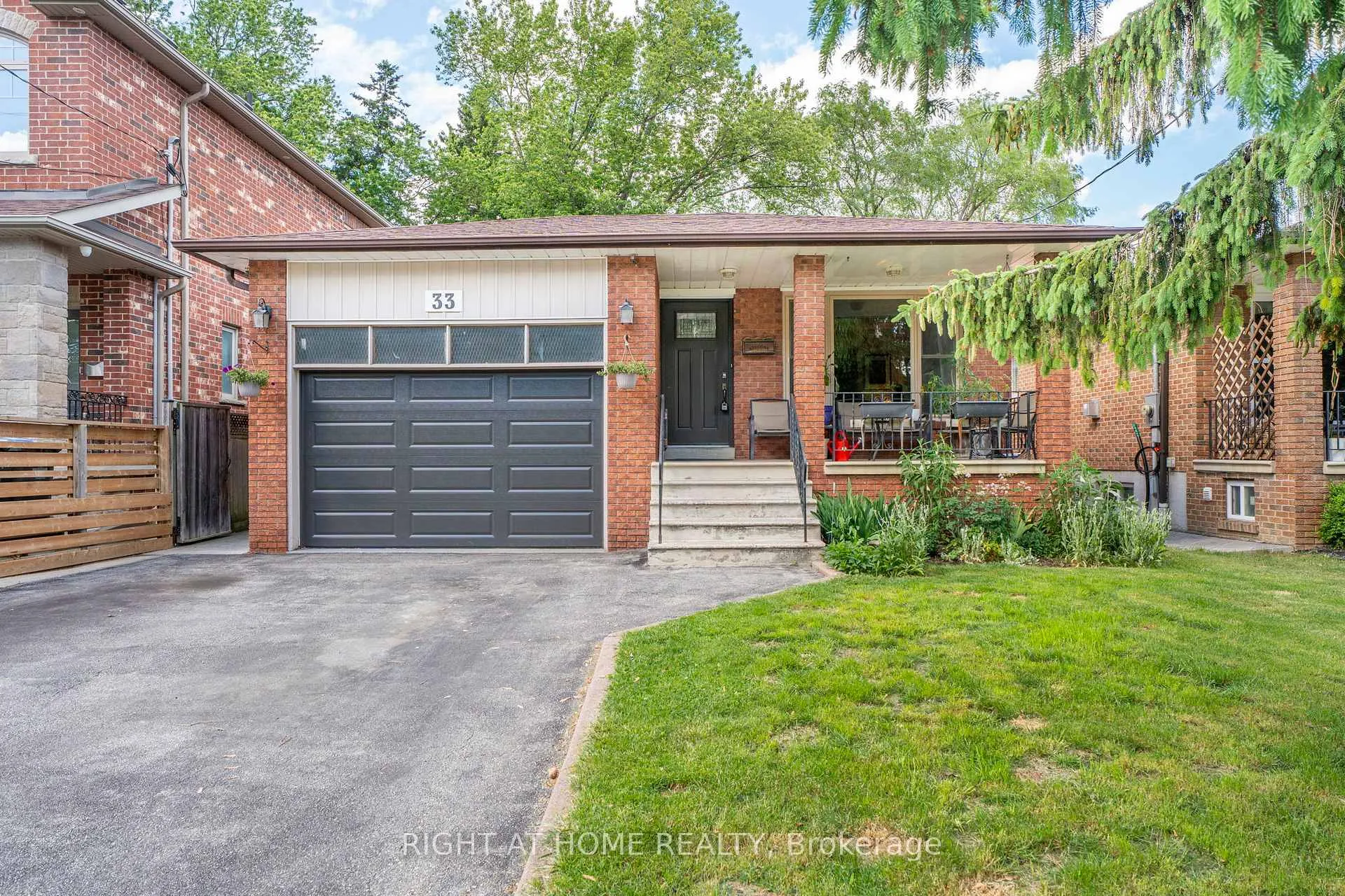 Photo 1 of 33 Benson Avenue, Mississauga, Port Credit — HOMEH