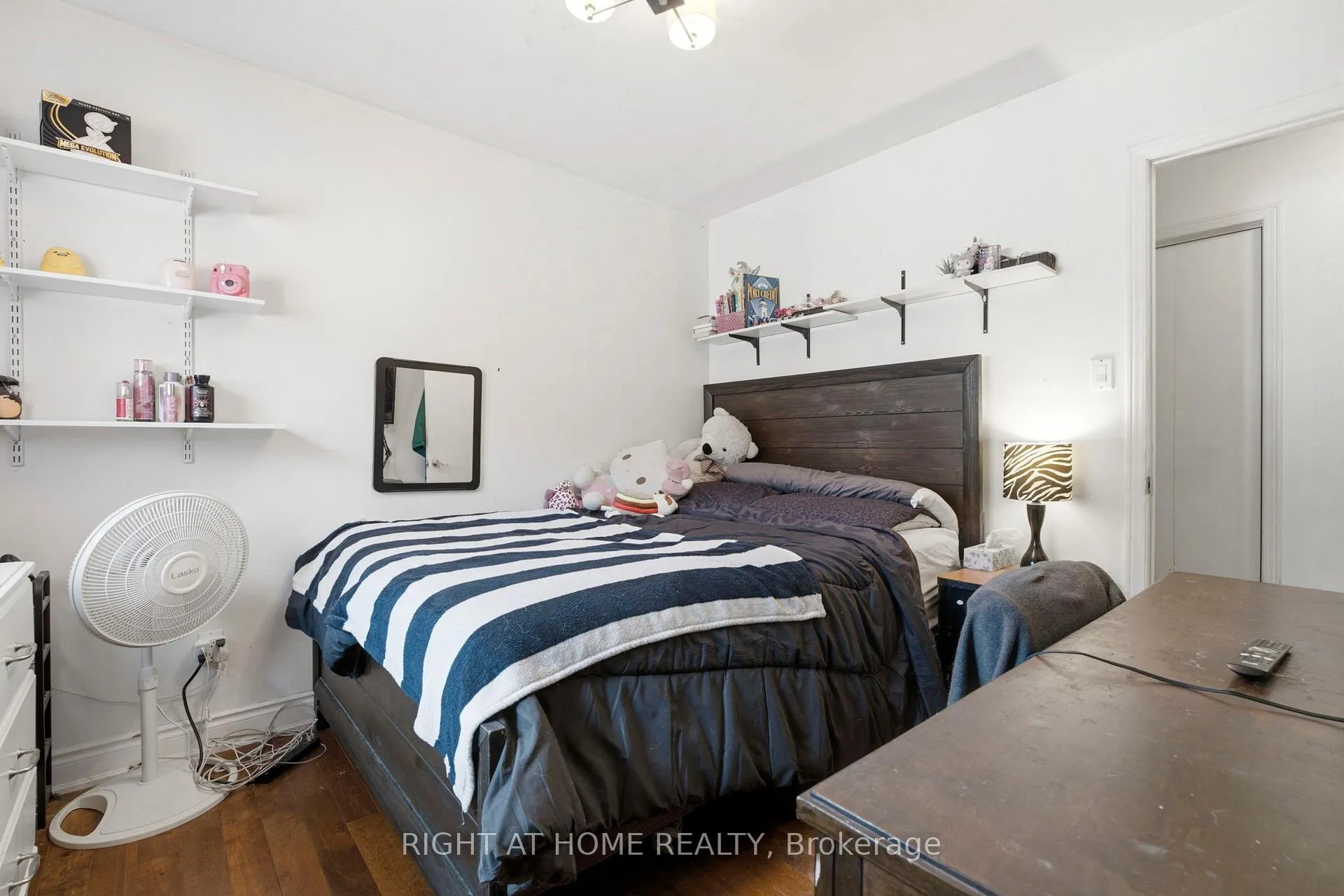 Photo 19 of 33 Benson Avenue, Mississauga, Port Credit — HOMEH