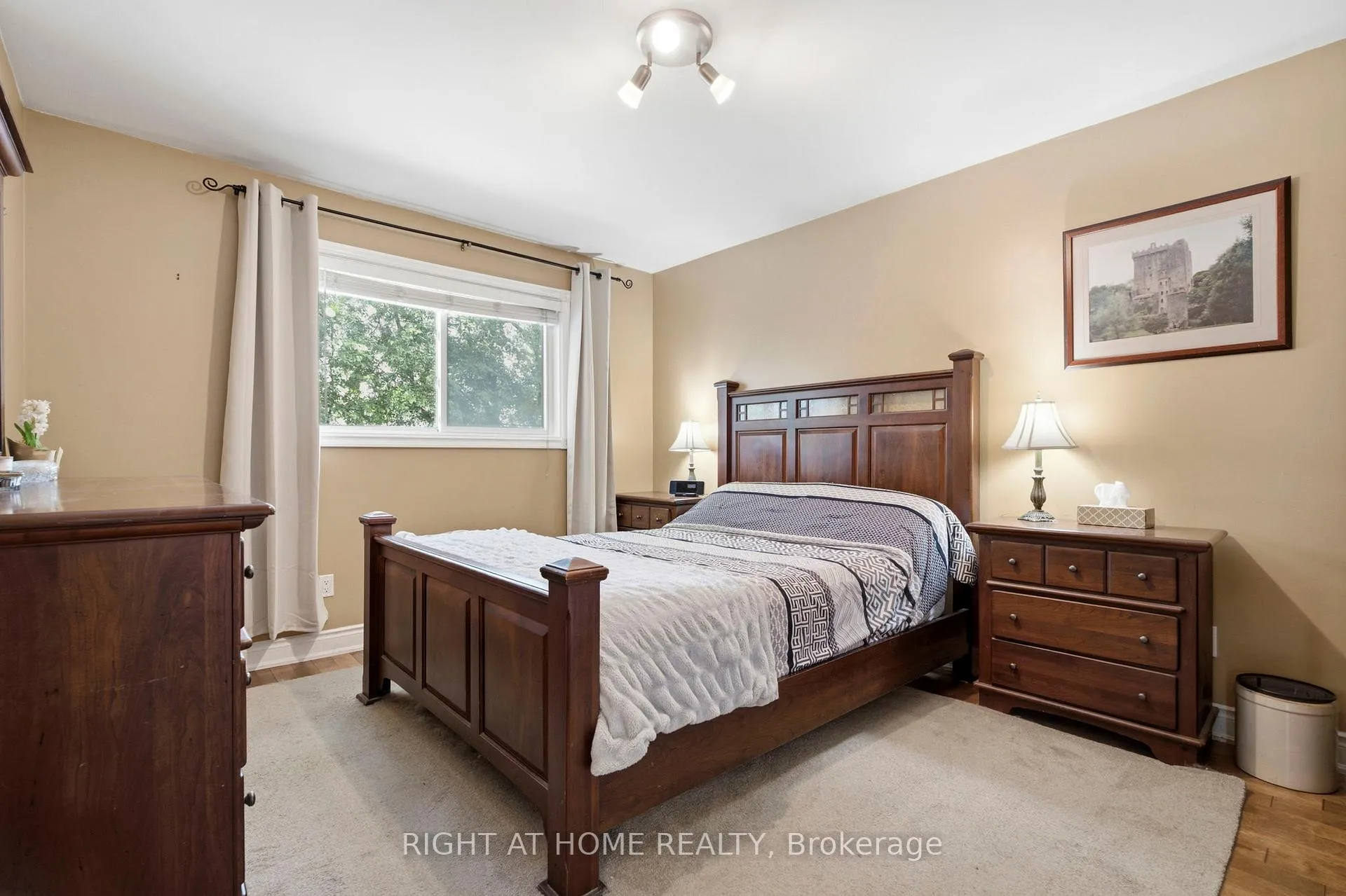 Photo 24 of 33 Benson Avenue, Mississauga, Port Credit — HOMEH