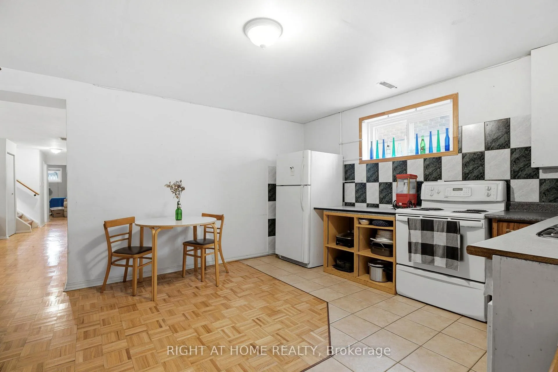 Photo 39 of 33 Benson Avenue, Mississauga, Port Credit — HOMEH