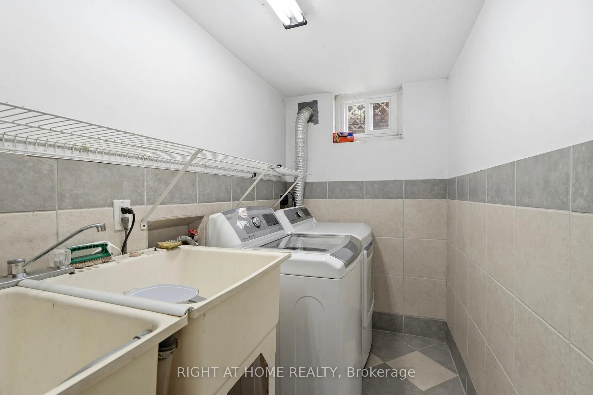 Photo 41 of 33 Benson Avenue, Mississauga, Port Credit — HOMEH
