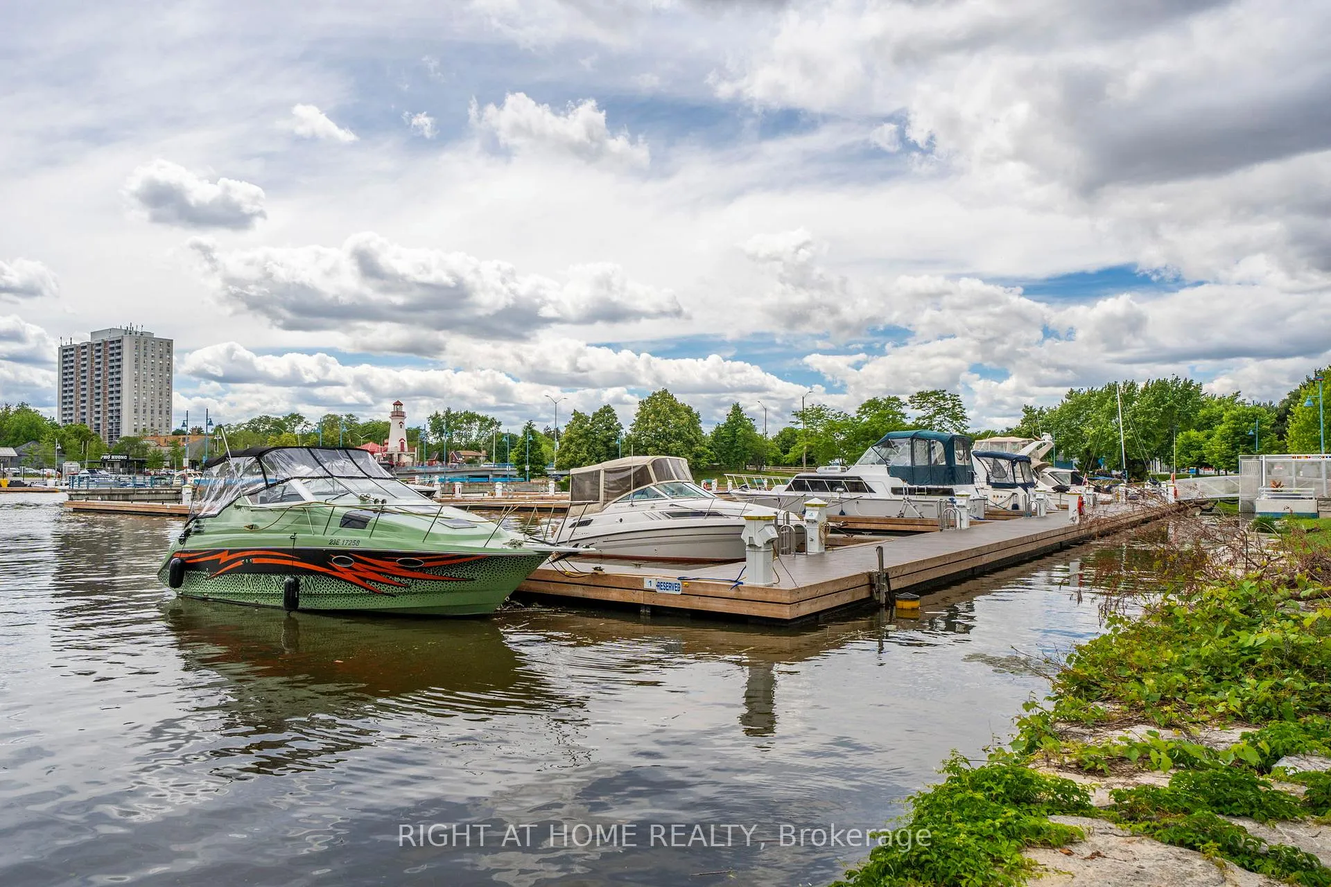 Photo 48 of 33 Benson Avenue, Mississauga, Port Credit — HOMEH