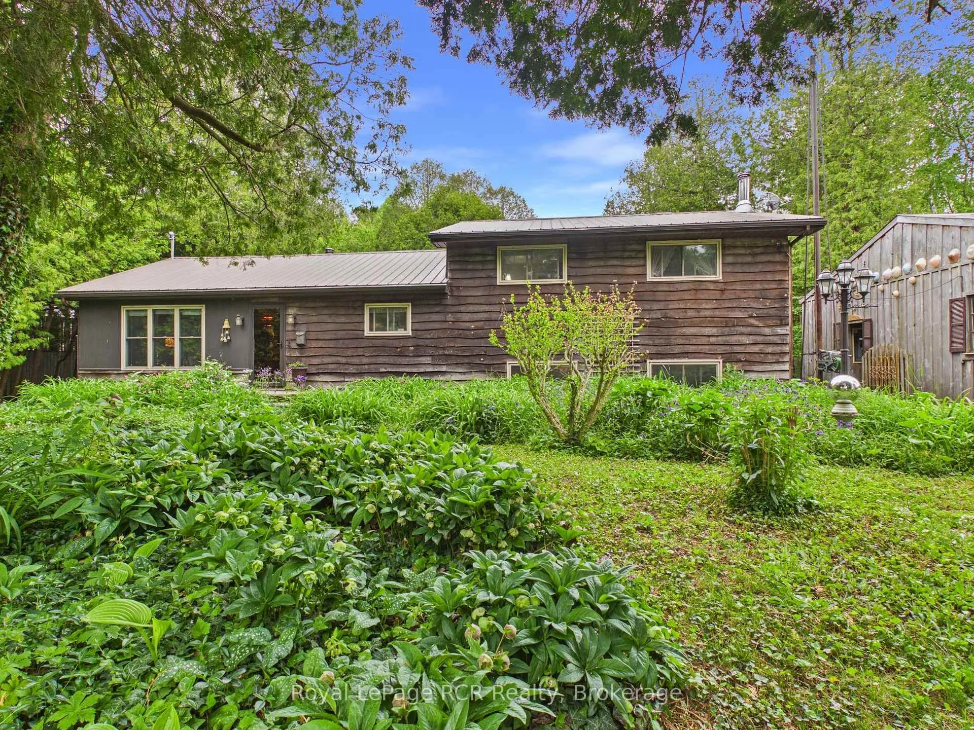 Photo 2 of 38 Upper Lorne Beach Road, Kincardine — HOMEH