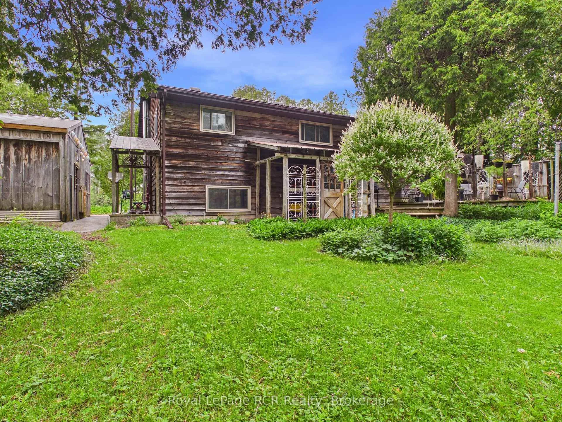 Photo 5 of 38 Upper Lorne Beach Road, Kincardine — HOMEH