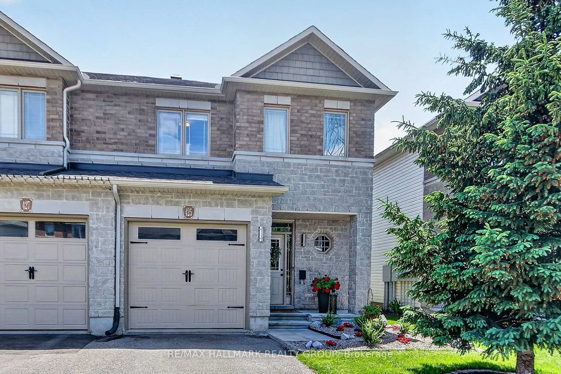 Photo 1 of 425 Barrick Hill Road, Ottawa, Kanata - Emerald Meadows/Trailwest — HOMEH