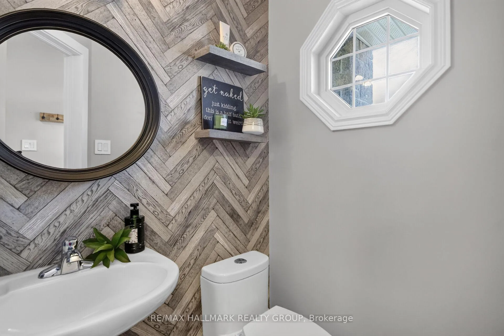Photo 6 of 425 Barrick Hill Road, Ottawa, Kanata - Emerald Meadows/Trailwest — HOMEH