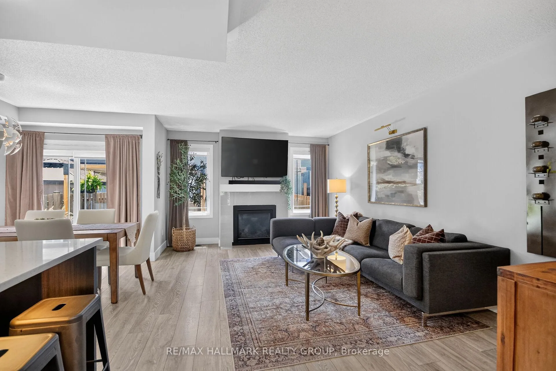 Photo 8 of 425 Barrick Hill Road, Ottawa, Kanata - Emerald Meadows/Trailwest — HOMEH