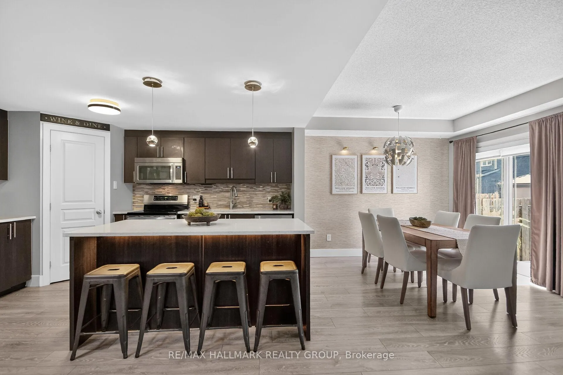 Photo 12 of 425 Barrick Hill Road, Ottawa, Kanata - Emerald Meadows/Trailwest — HOMEH