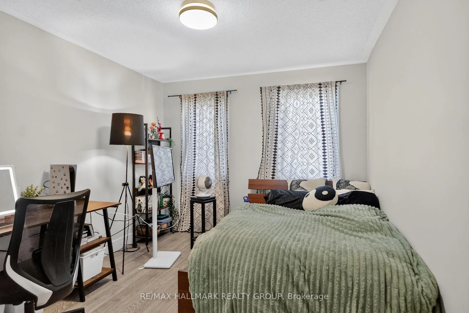Photo 22 of 425 Barrick Hill Road, Ottawa, Kanata - Emerald Meadows/Trailwest — HOMEH