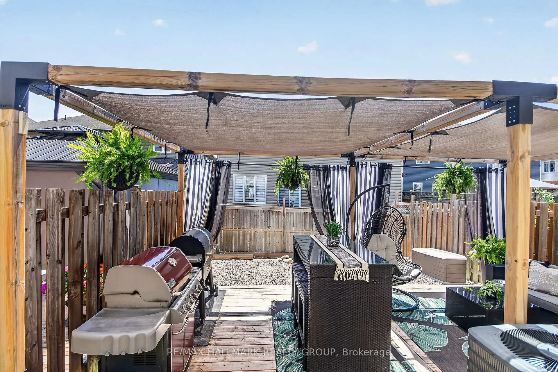 Photo 29 of 425 Barrick Hill Road, Ottawa, Kanata - Emerald Meadows/Trailwest — HOMEH