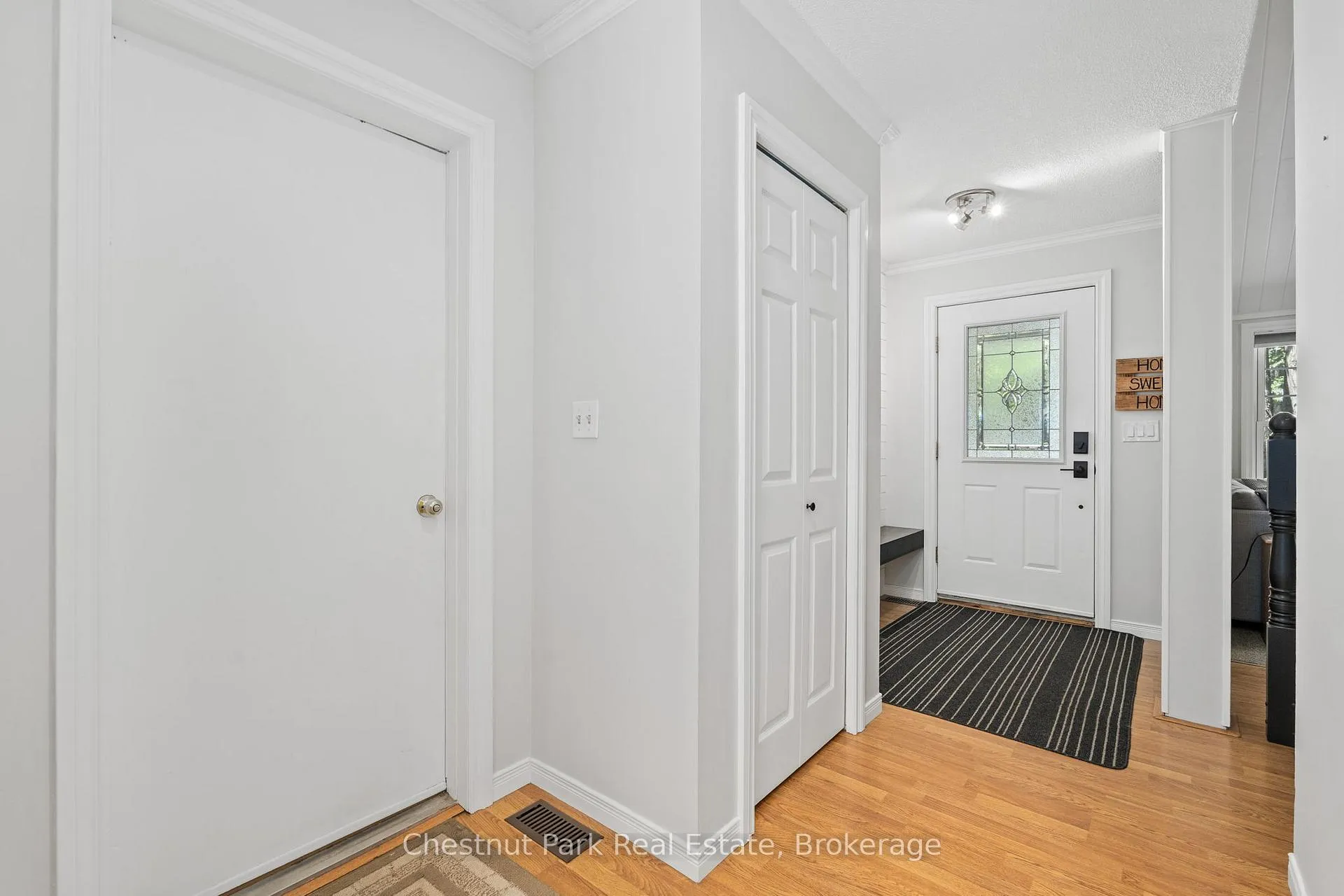 Photo 5 of 20 Kevin Crescent, Bracebridge, Monck (Bracebridge) — HOMEH