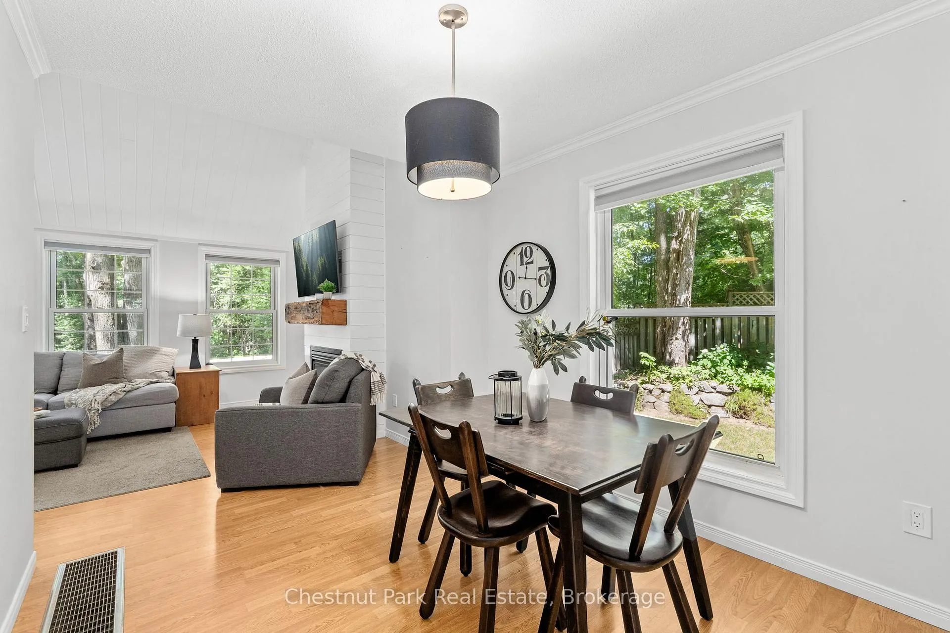 Photo 9 of 20 Kevin Crescent, Bracebridge, Monck (Bracebridge) — HOMEH