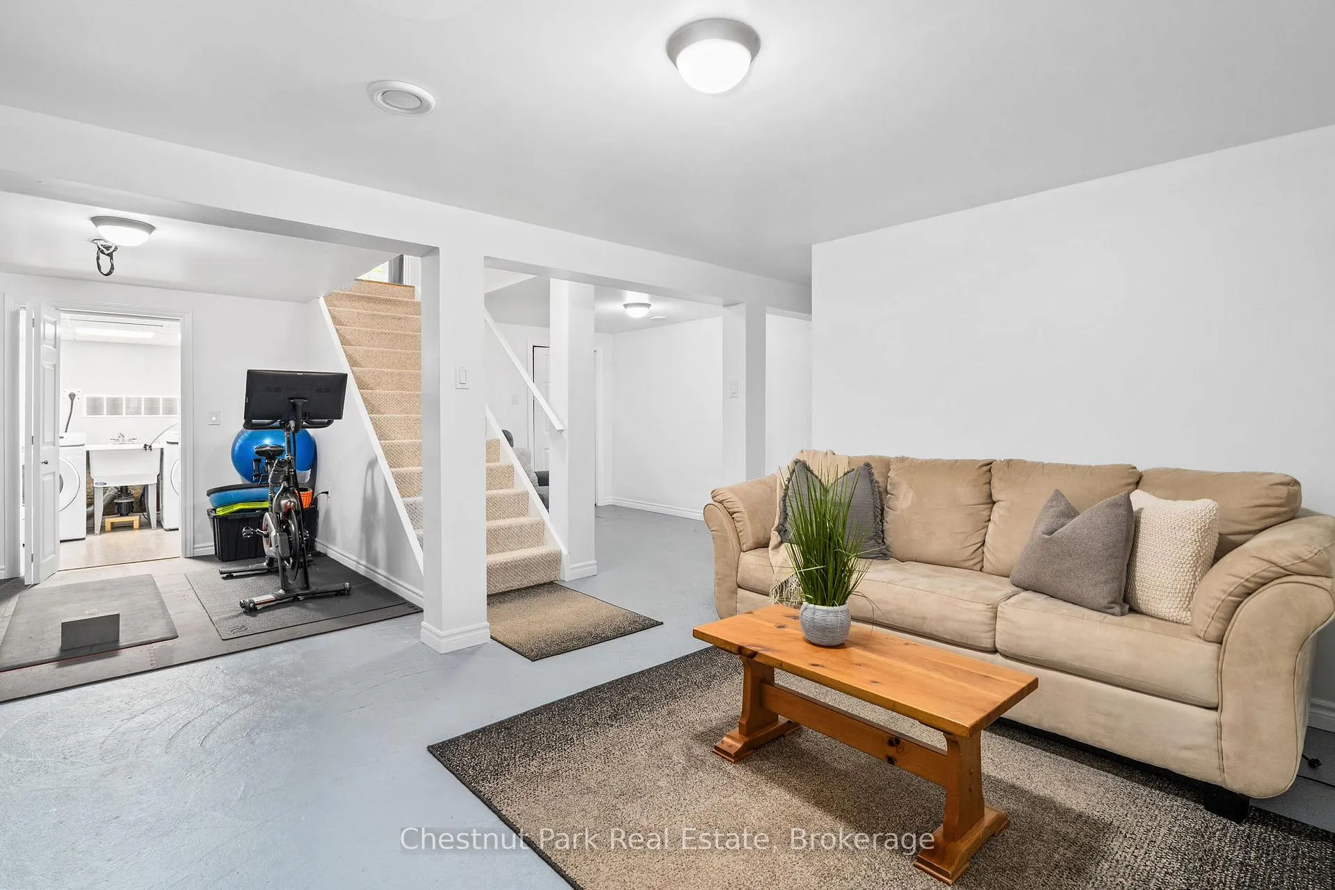 Photo 25 of 20 Kevin Crescent, Bracebridge, Monck (Bracebridge) — HOMEH