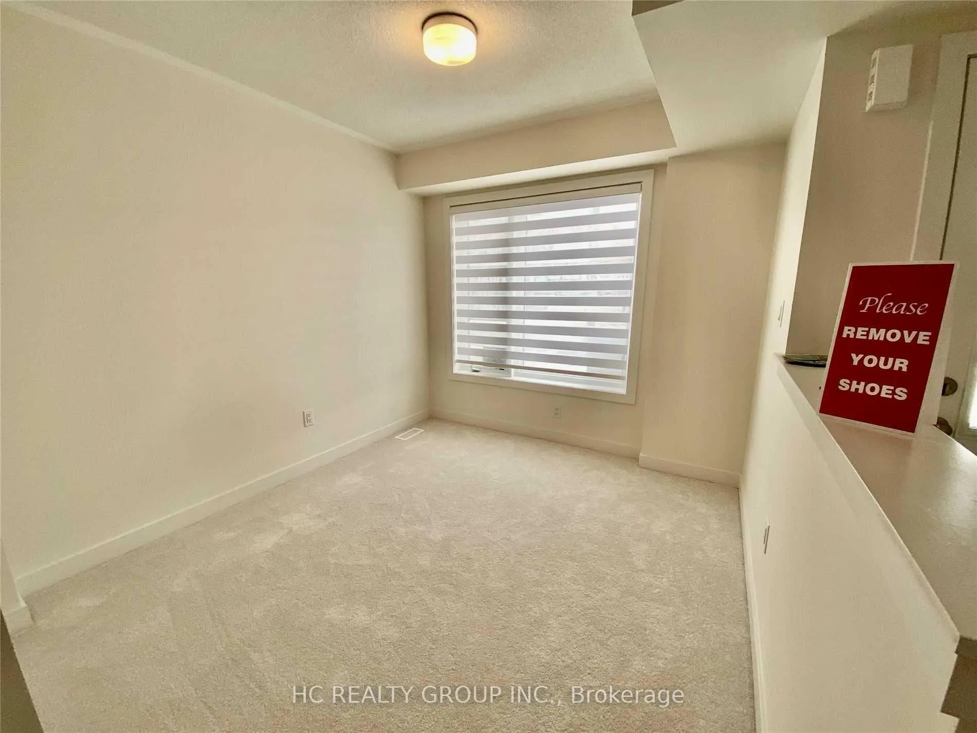 Photo 4 of 2578 Castlegate Crossing, Pickering, Duffin Heights — HOMEH