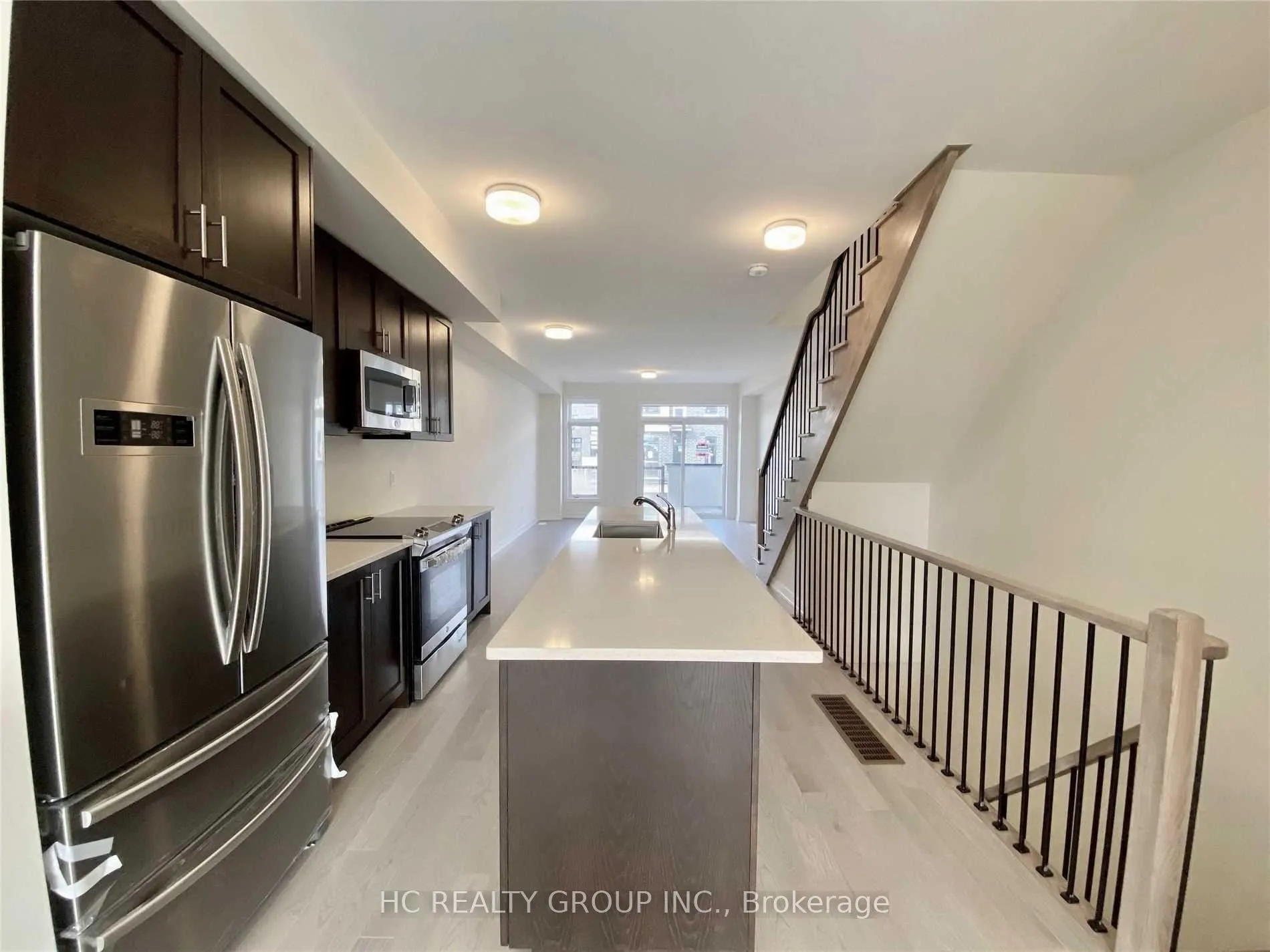 Photo 6 of 2578 Castlegate Crossing, Pickering, Duffin Heights — HOMEH
