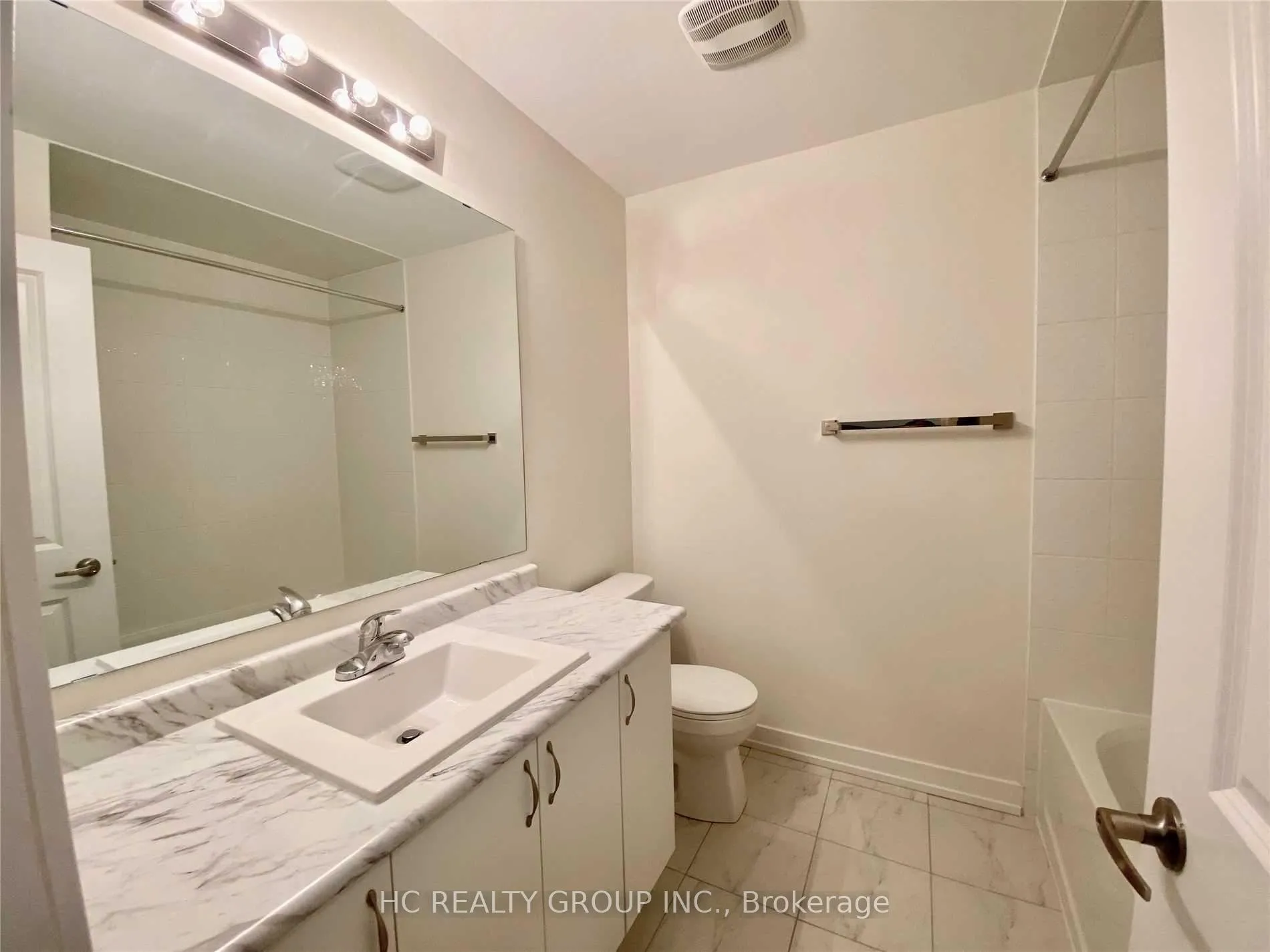 Photo 16 of 2578 Castlegate Crossing, Pickering, Duffin Heights — HOMEH