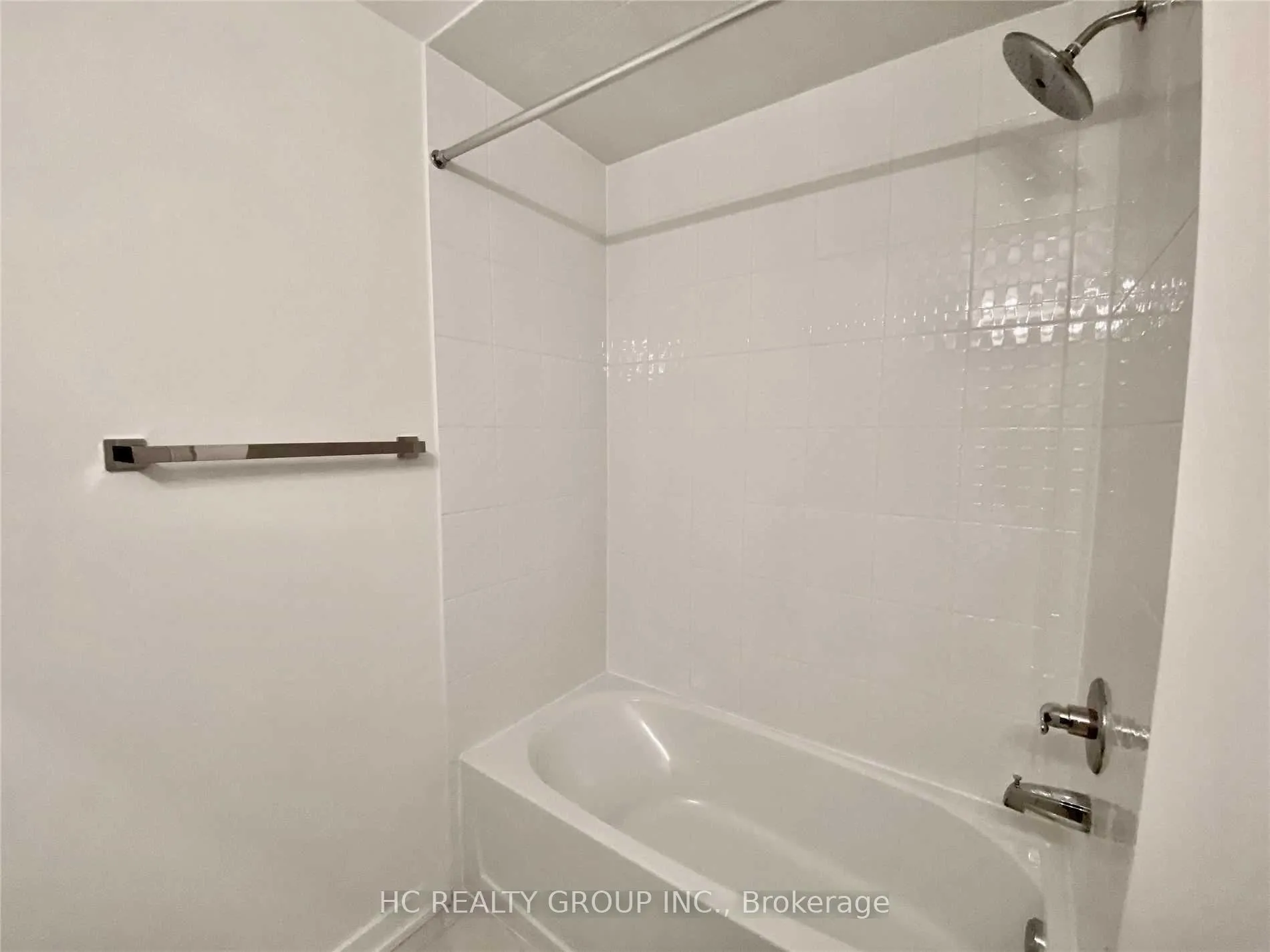 Photo 17 of 2578 Castlegate Crossing, Pickering, Duffin Heights — HOMEH