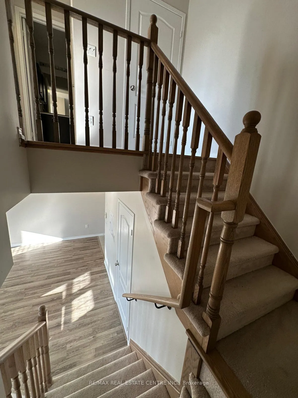 Photo 17 of Unit 10, 2504 Post Road, Oakville, River Oaks — HOMEH