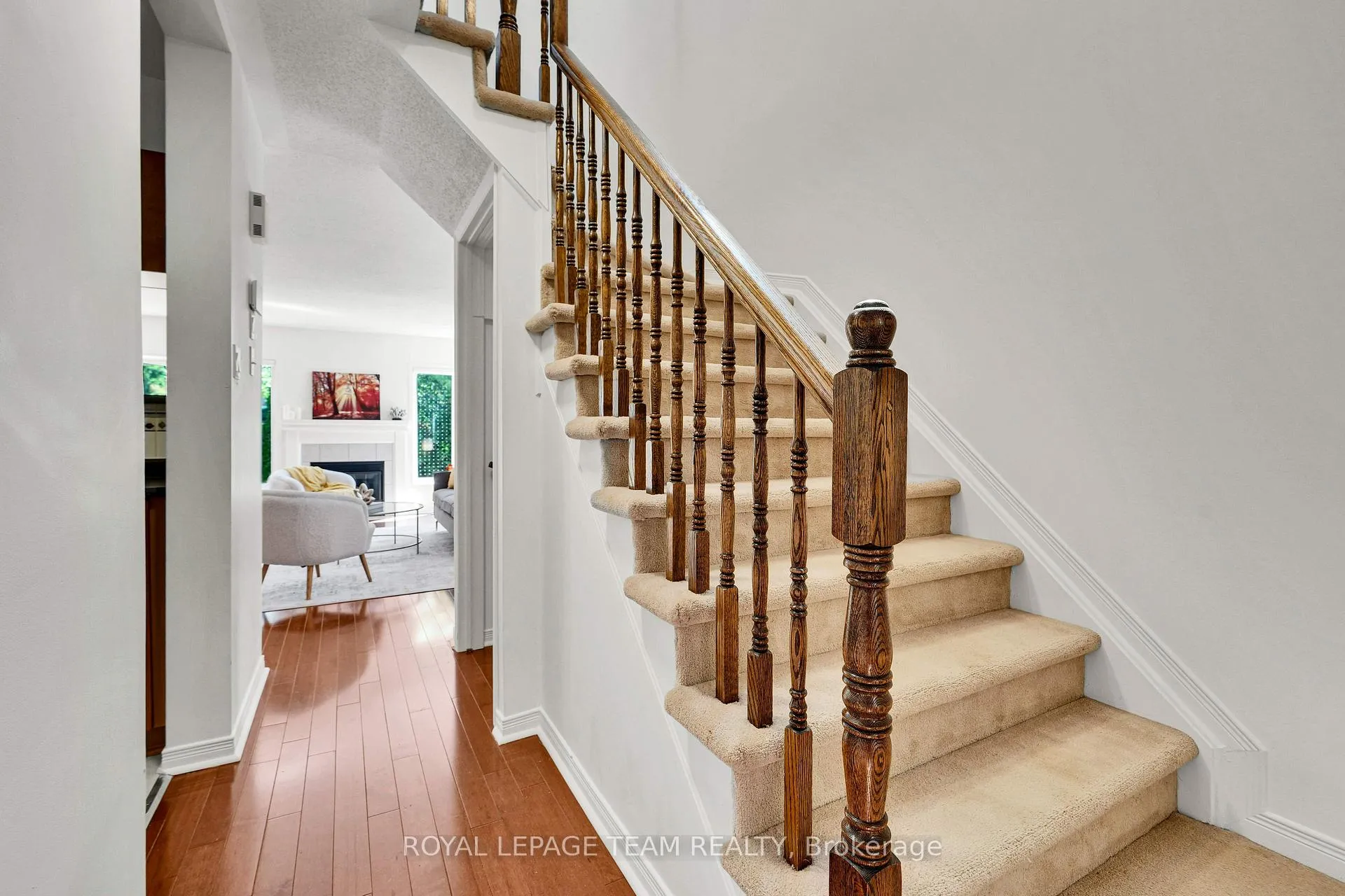 Photo 17 of 143 Tall Oak Private, Ottawa, Riverview Park — HOMEH