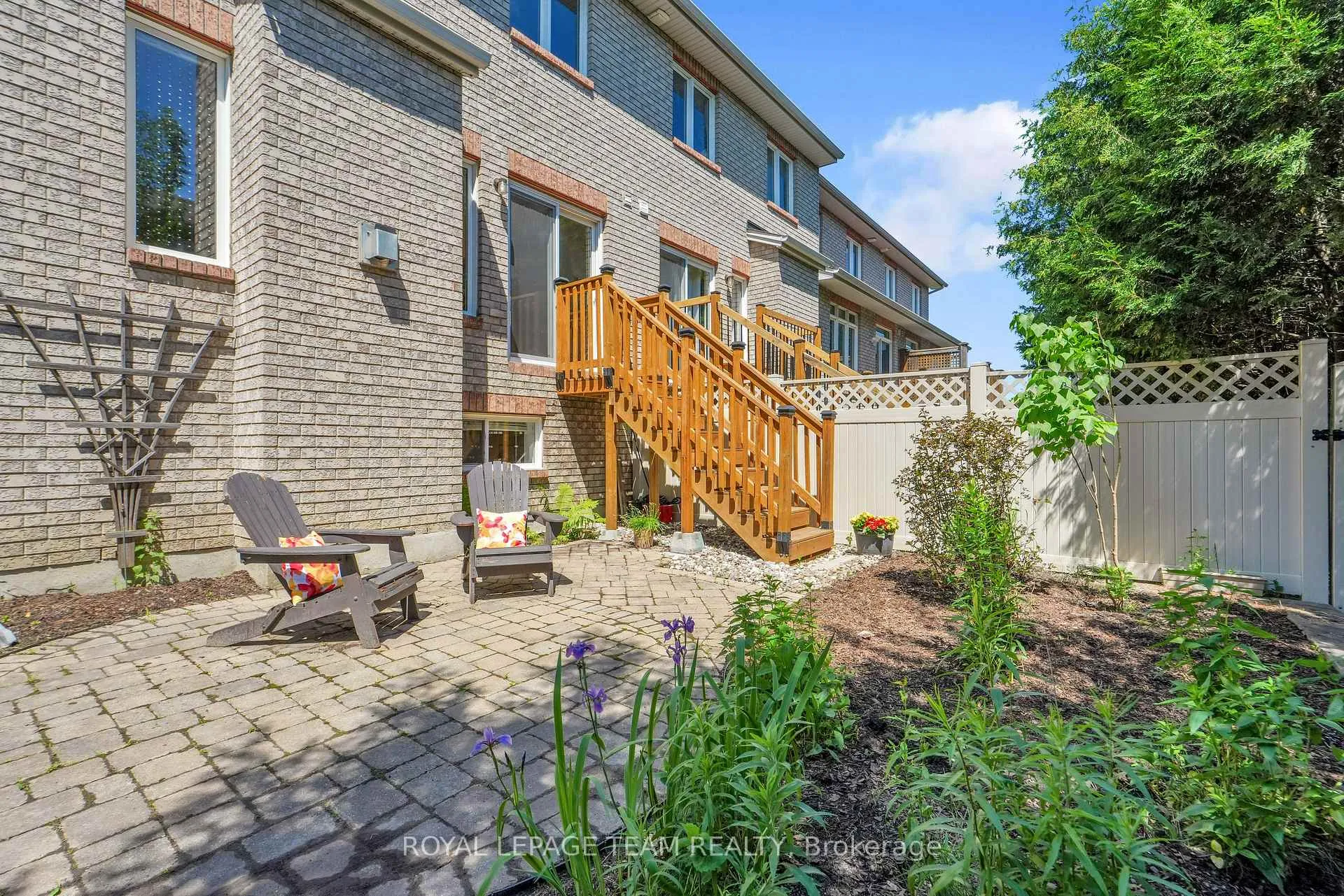 Photo 30 of 143 Tall Oak Private, Ottawa, Riverview Park — HOMEH