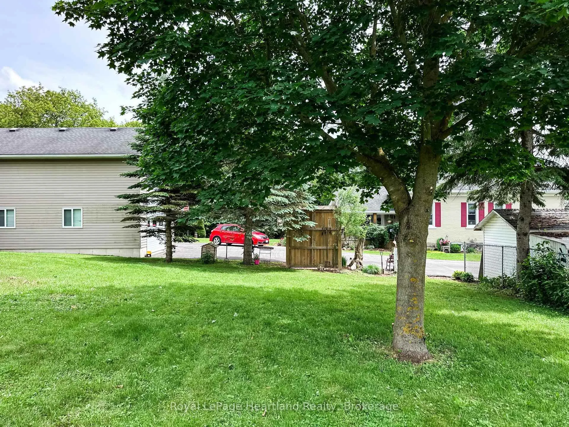 Photo 35 of 576 Queen Street, North Huron, Blyth — HOMEH