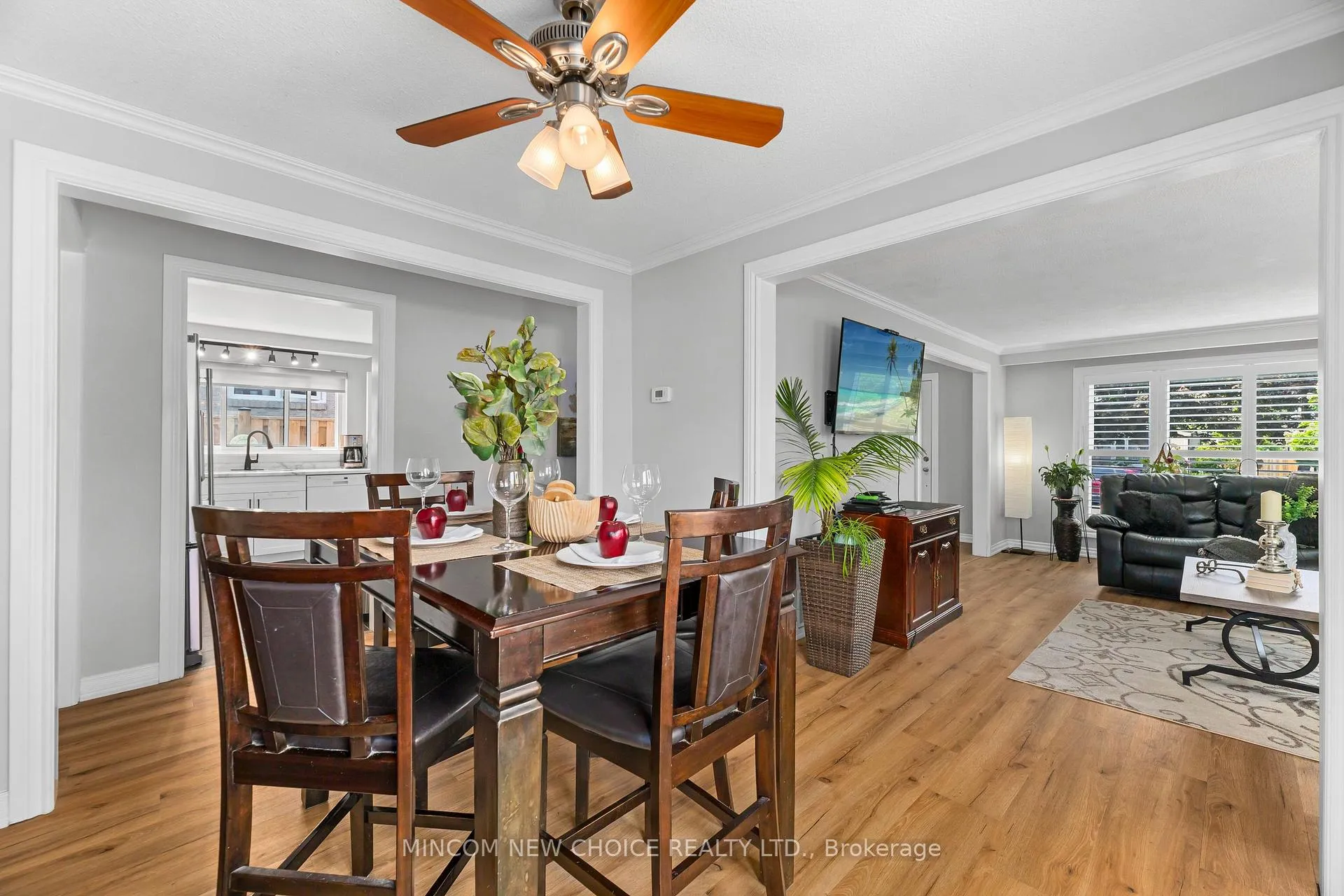 Photo 9 of 5 Bolland Crescent, Ajax, South West — HOMEH
