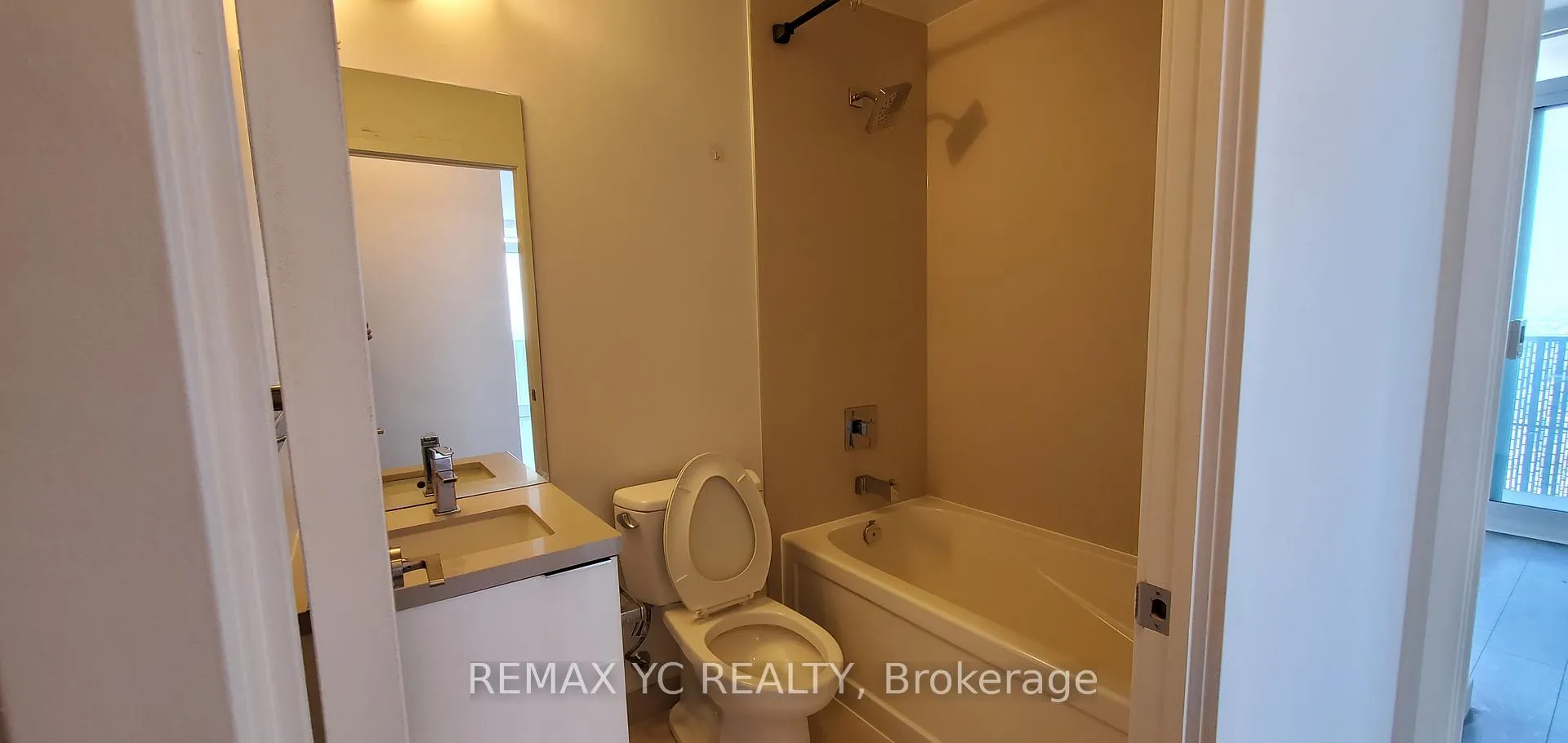 Photo 10 of Unit 5311, 8 Eglinton Avenue E, Toronto, Mount Pleasant West — HOMEH
