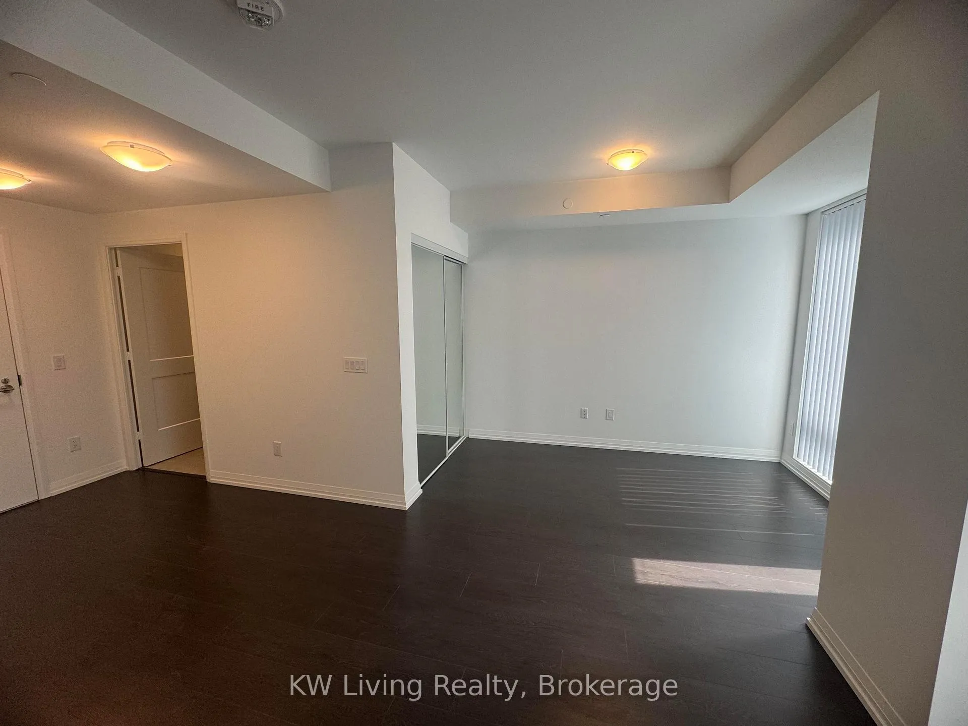 Photo 10 of Unit 613, 8 Widmer Street, Toronto, Waterfront Communities — HOMEH