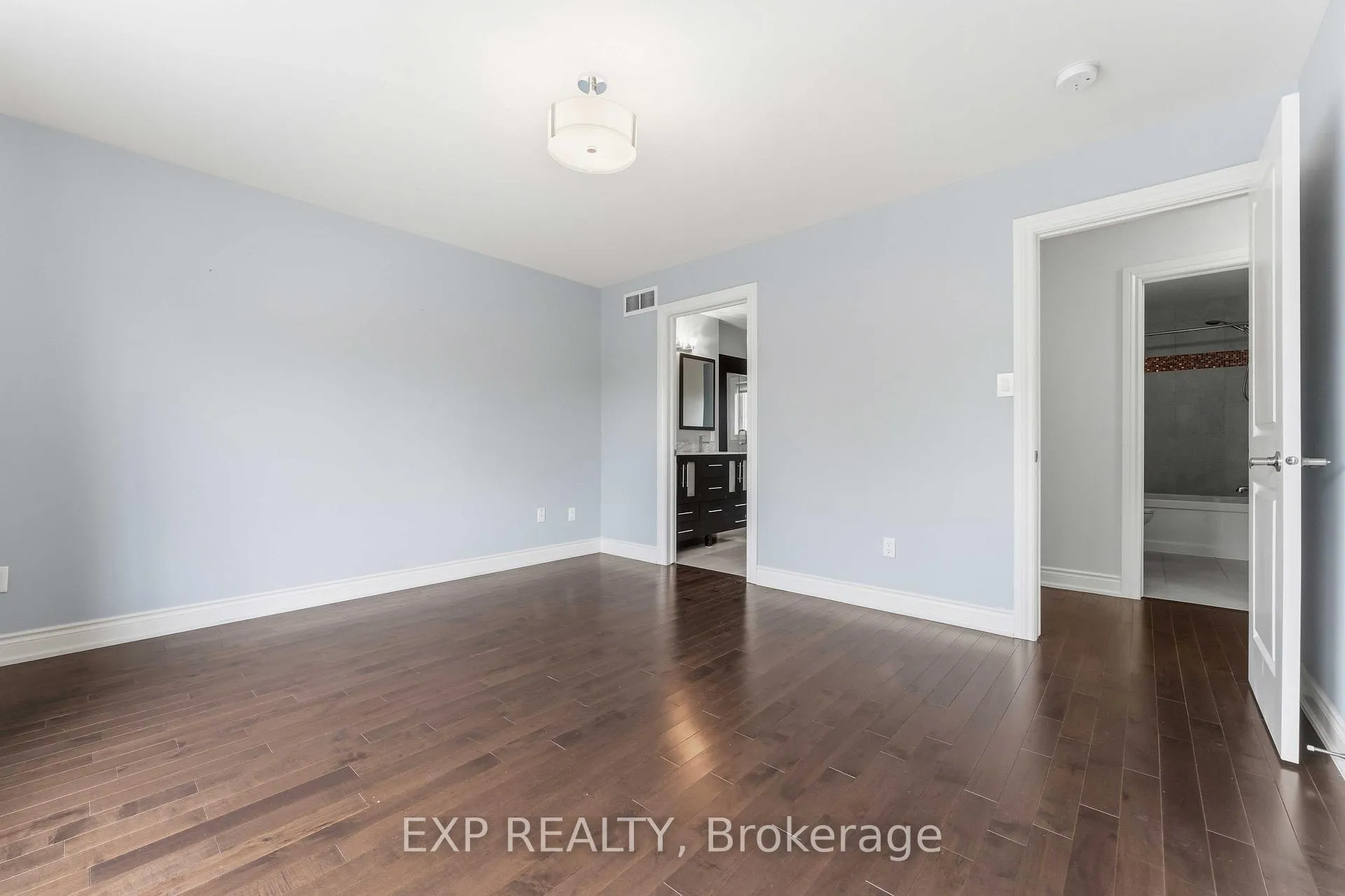 Photo 14 of 979 Admiral Avenue, Ottawa, Carlington — HOMEH
