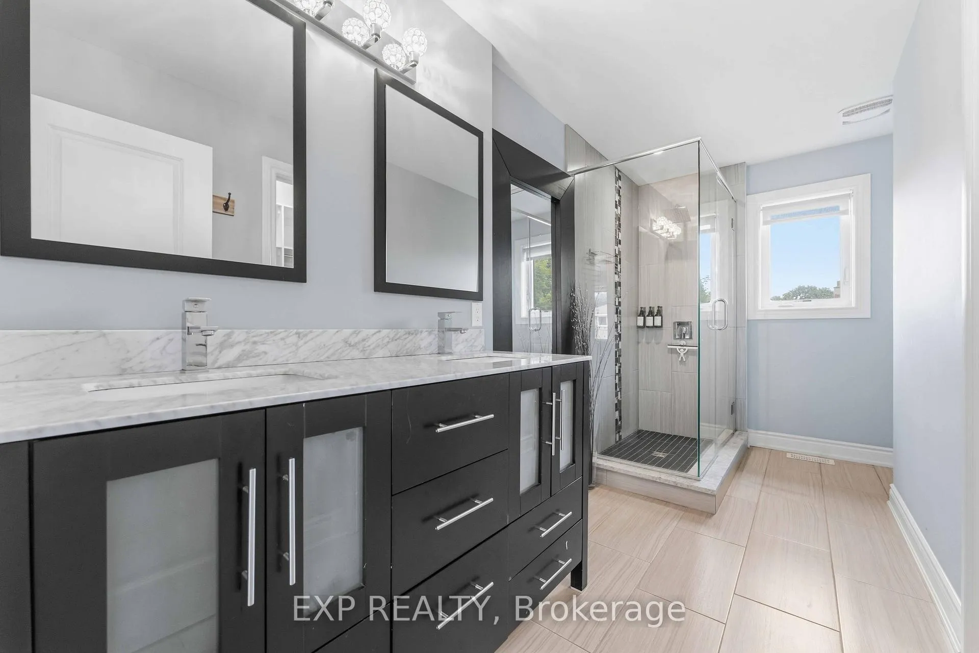 Photo 15 of 979 Admiral Avenue, Ottawa, Carlington — HOMEH