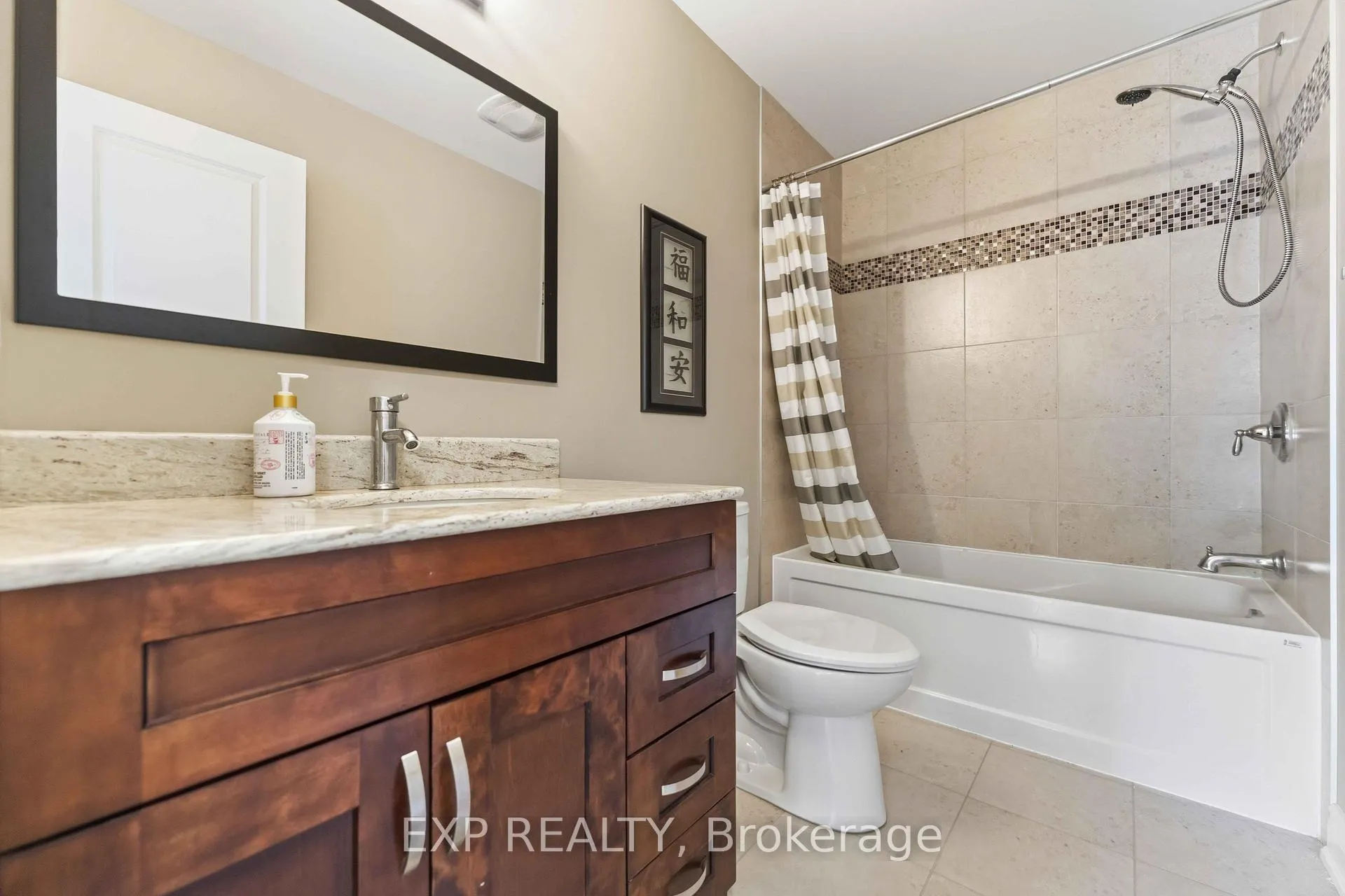 Photo 21 of 979 Admiral Avenue, Ottawa, Carlington — HOMEH