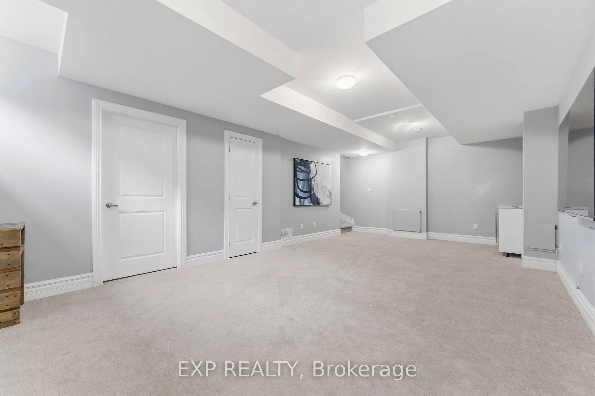 Photo 23 of 979 Admiral Avenue, Ottawa, Carlington — HOMEH