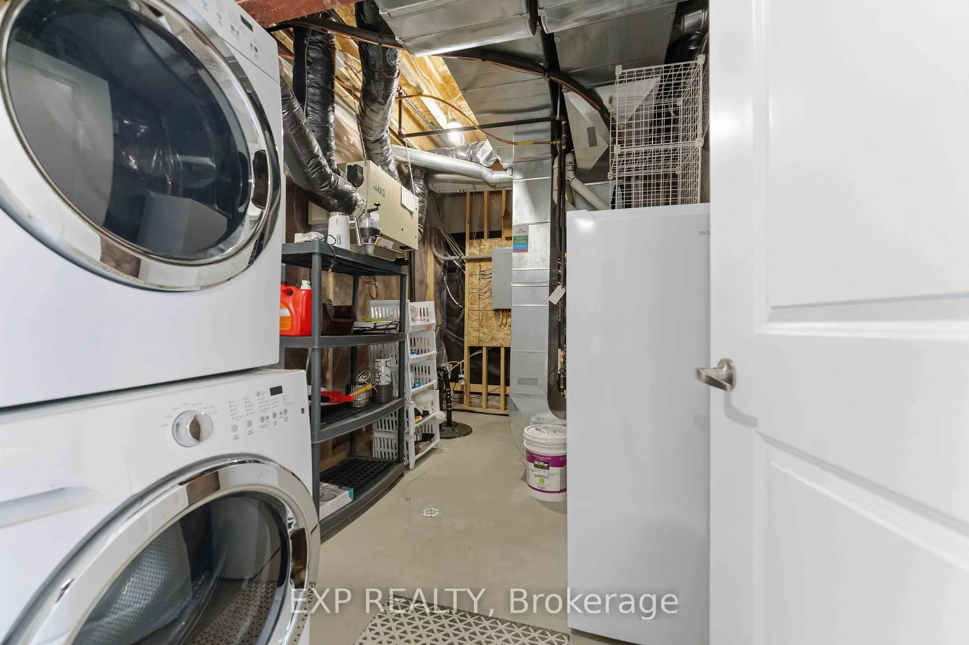 Photo 26 of 979 Admiral Avenue, Ottawa, Carlington — HOMEH