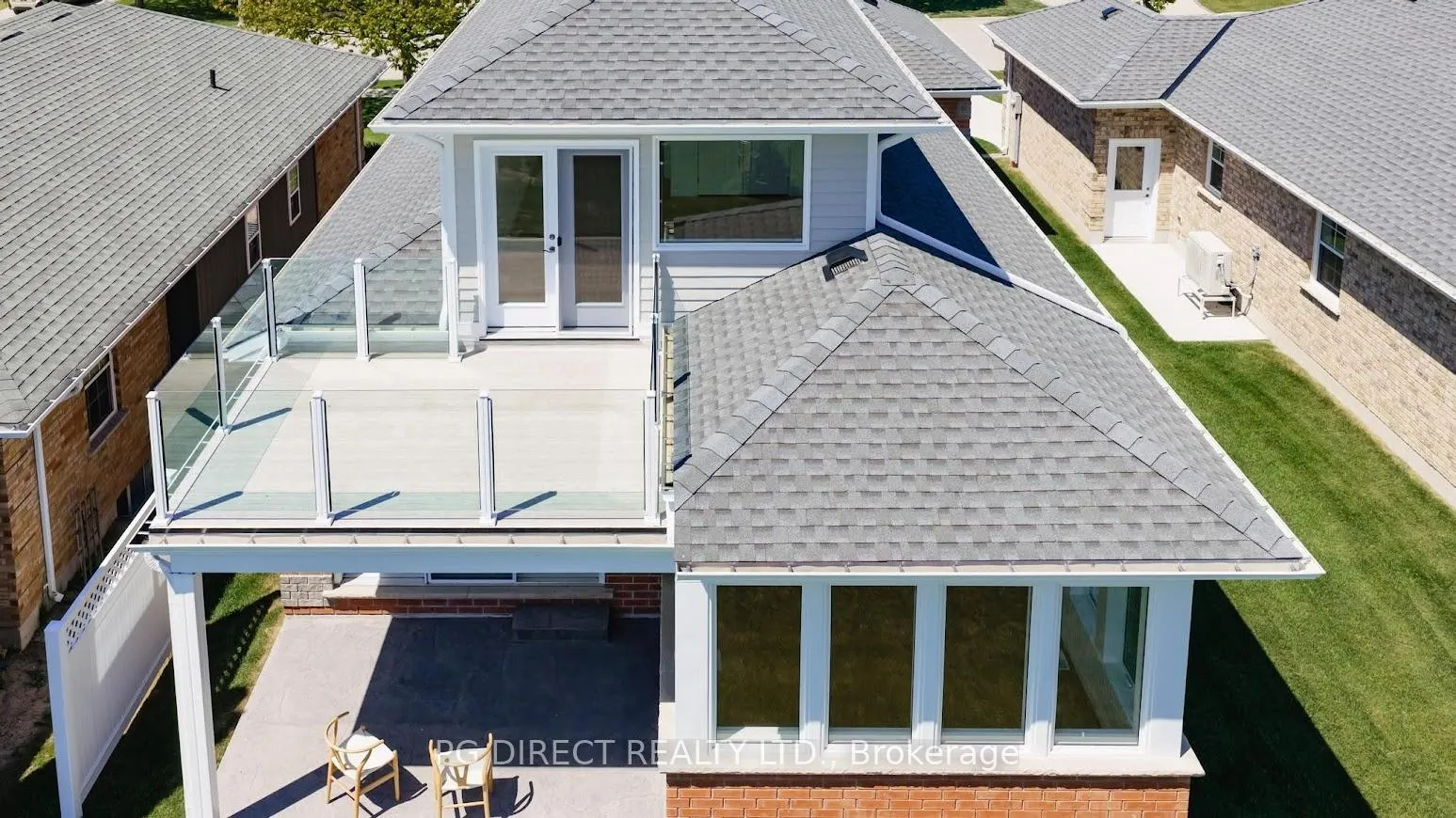 Photo 3 of 241 Bethune Crescent, Goderich, Goderich (Town) — HOMEH